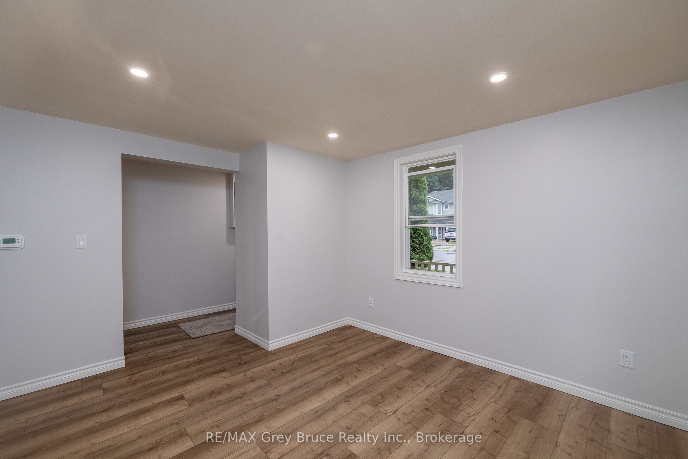 1131 3rd Avenue W Property Photo 11