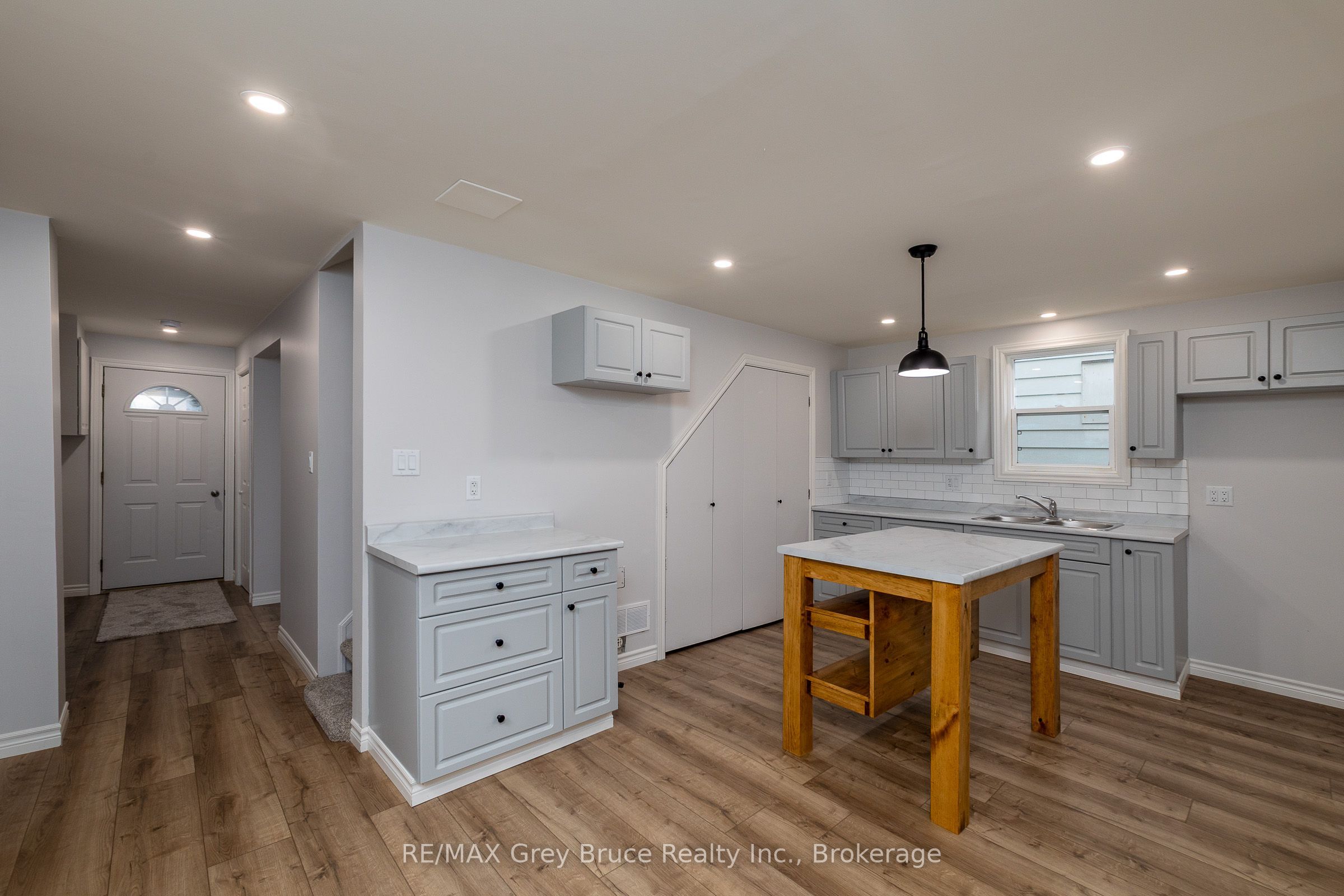 1131 3rd Avenue W Property Photo 14