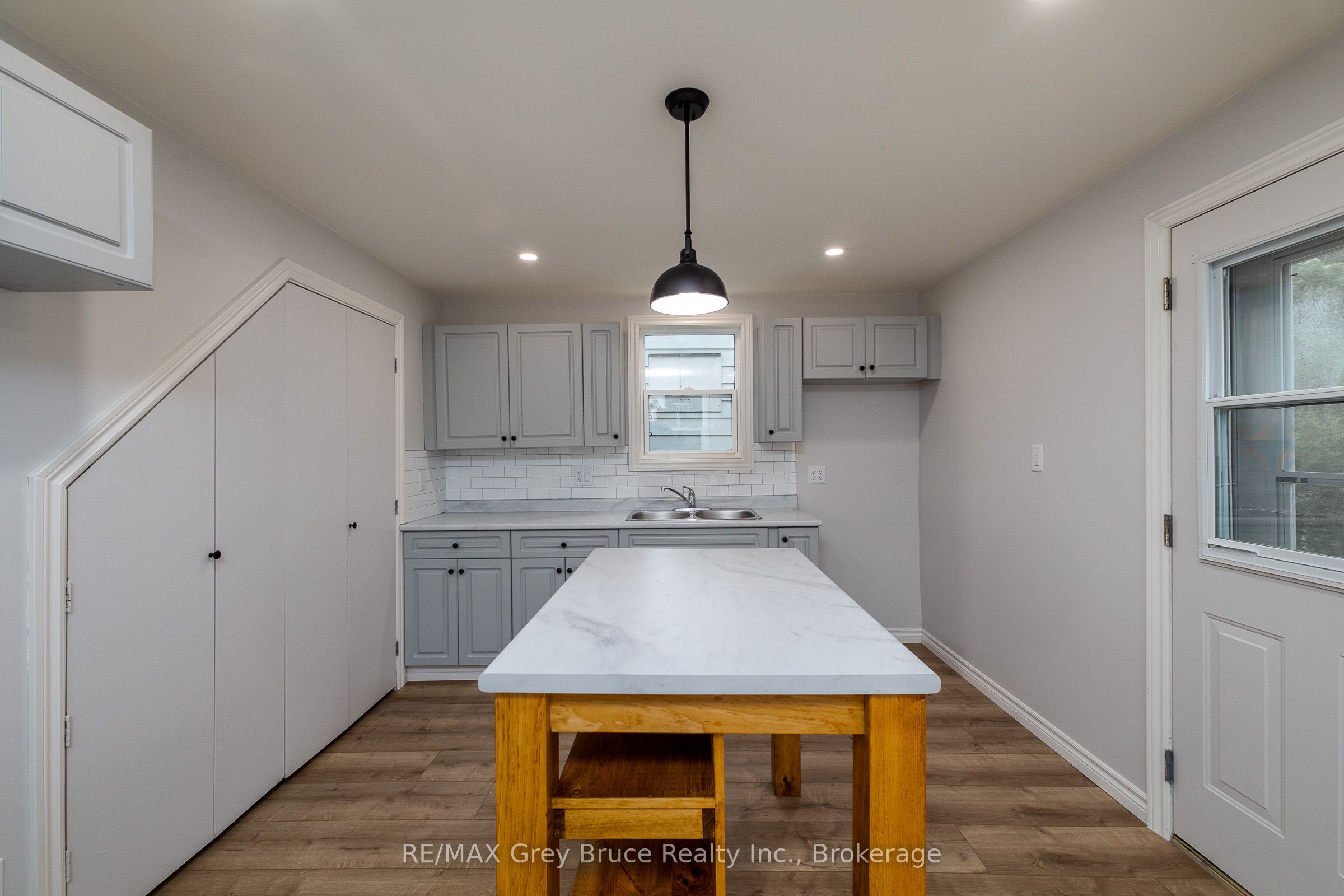 1131 3rd Avenue W Property Photo 16