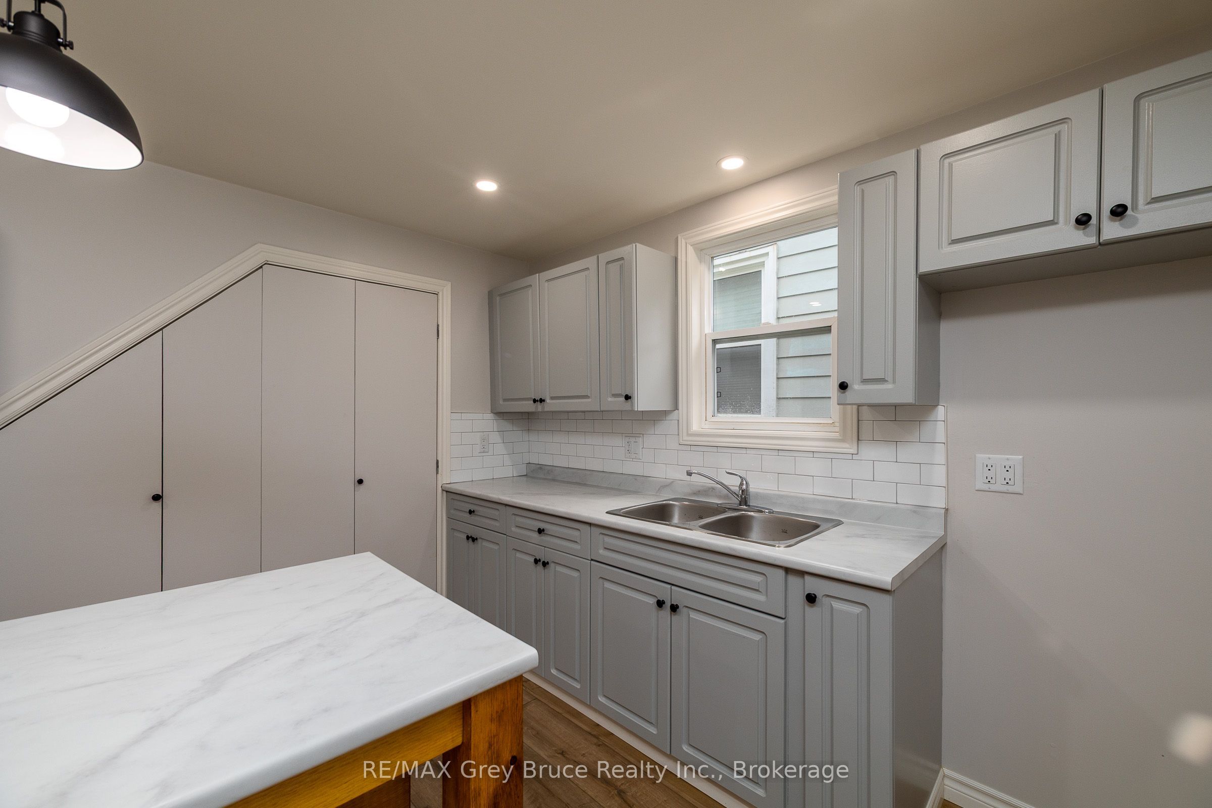 1131 3rd Avenue W Property Photo 17