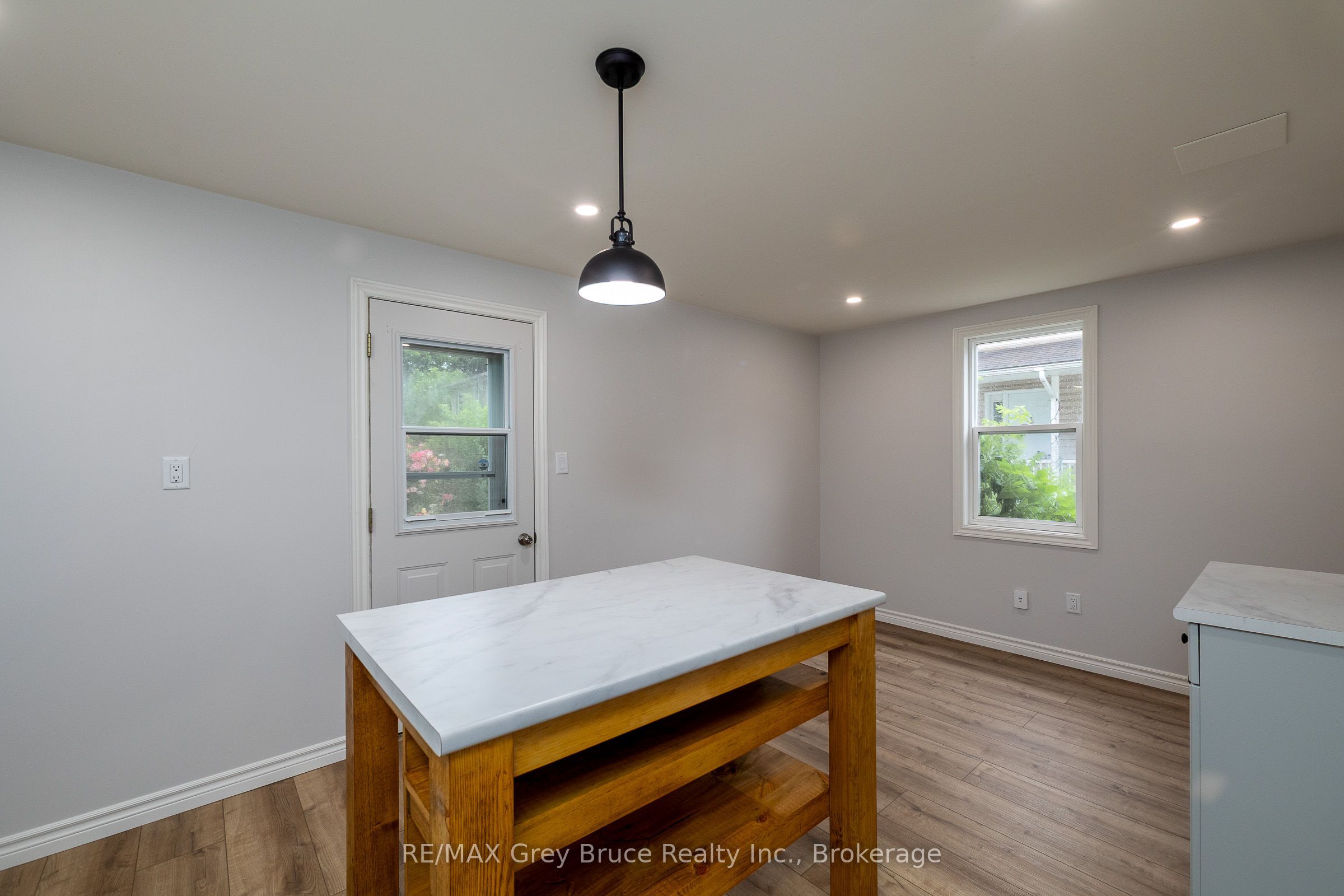 1131 3rd Avenue W Property Photo 18