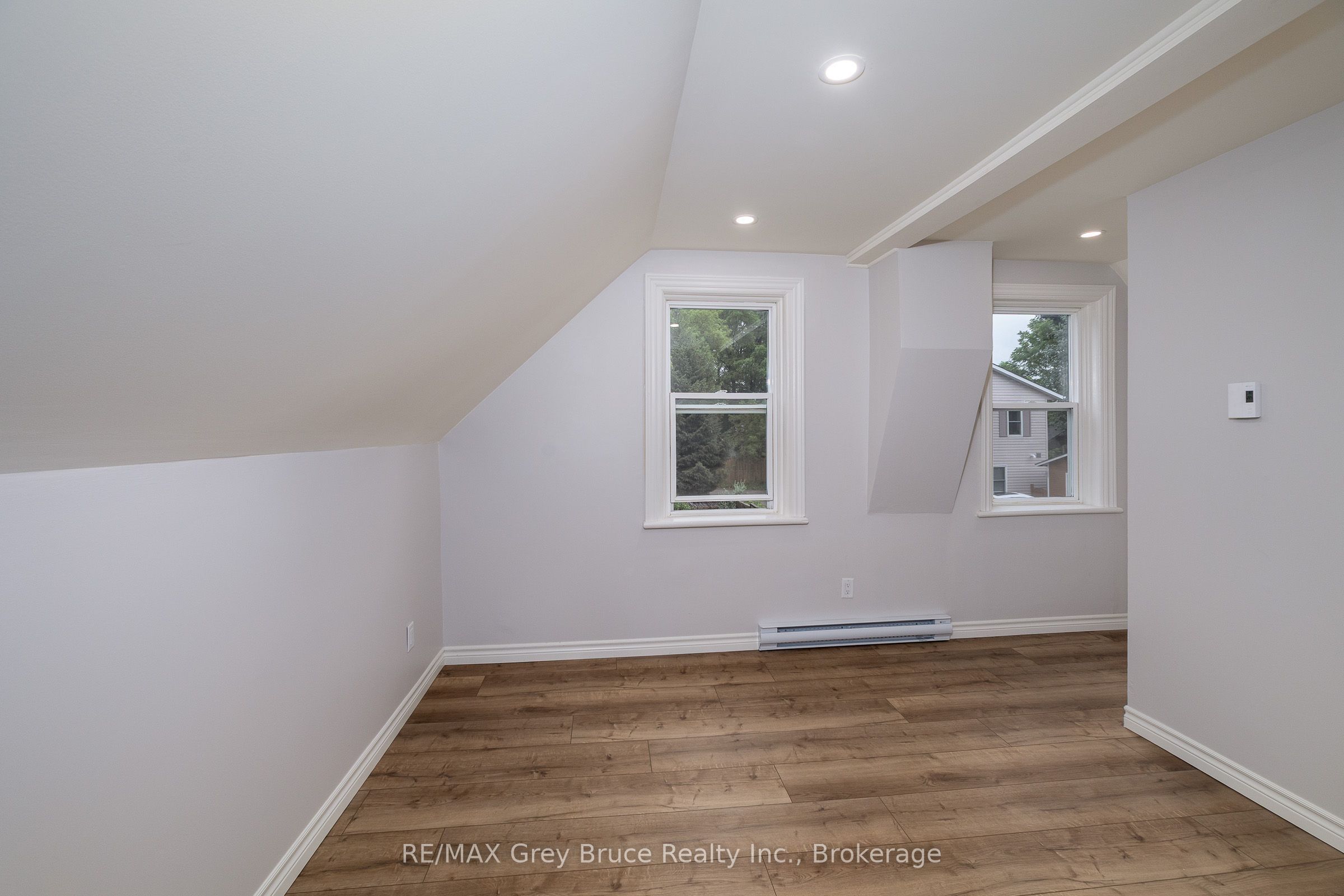 1131 3rd Avenue W Property Photo 21