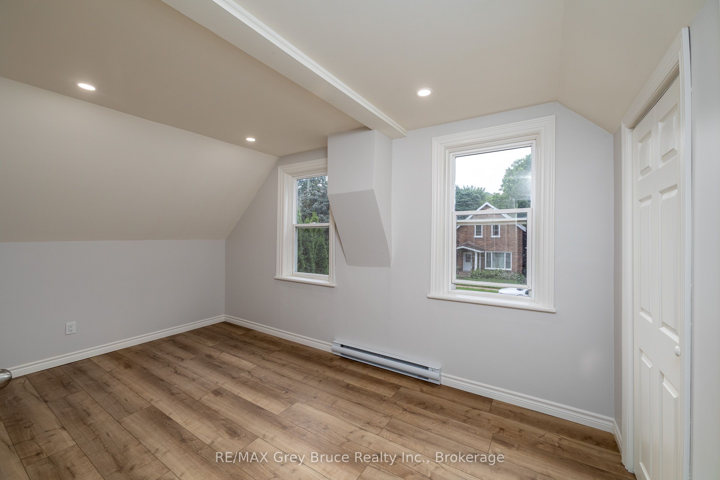 1131 3rd Avenue W Property Photo 26