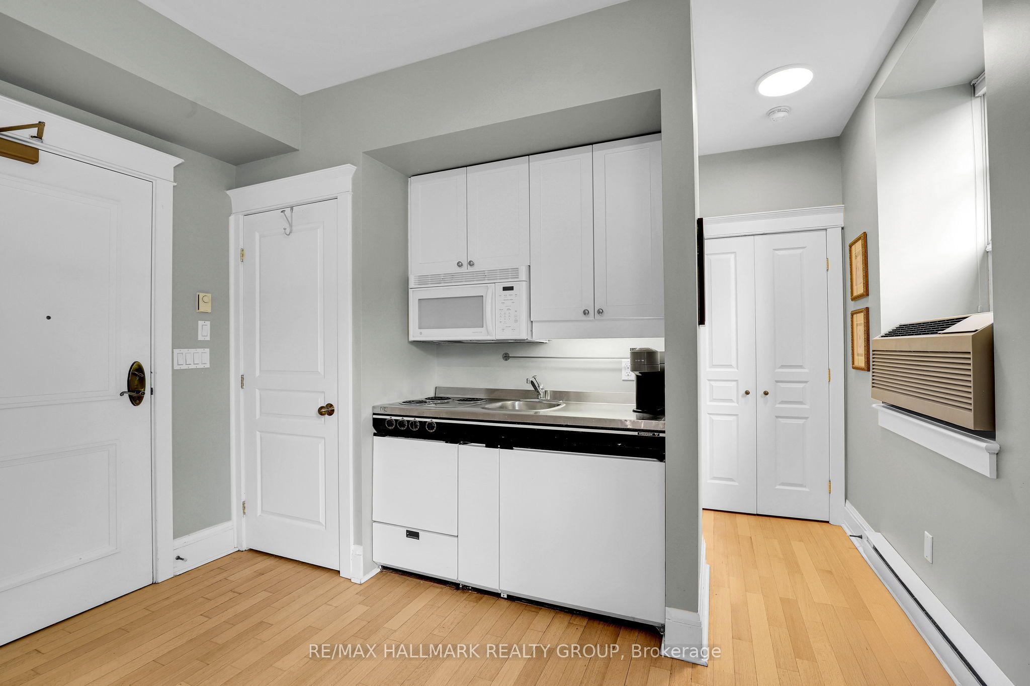 268 First Avenue 1c Property Photo 6