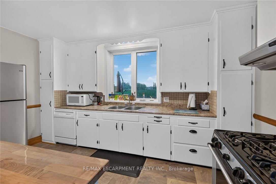 2250 56 Highway Property Photo 8