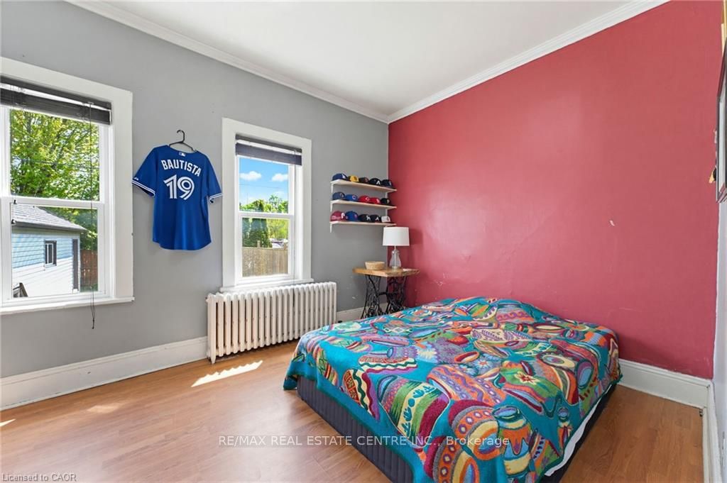 25 Beverly Street Property Photo 8