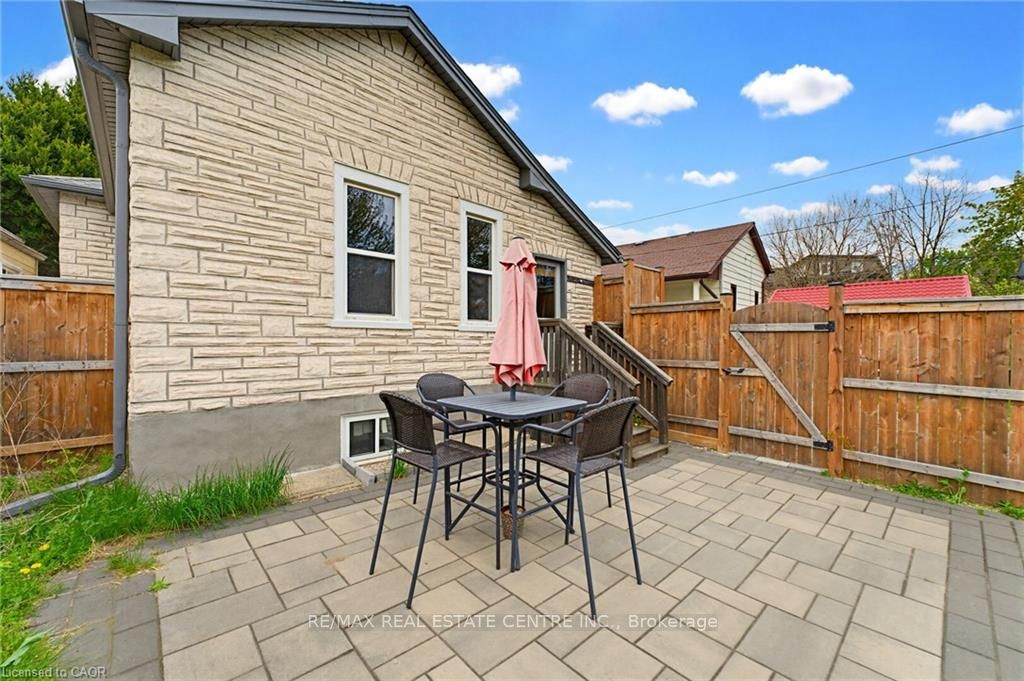 25 Beverly Street Property Photo 16