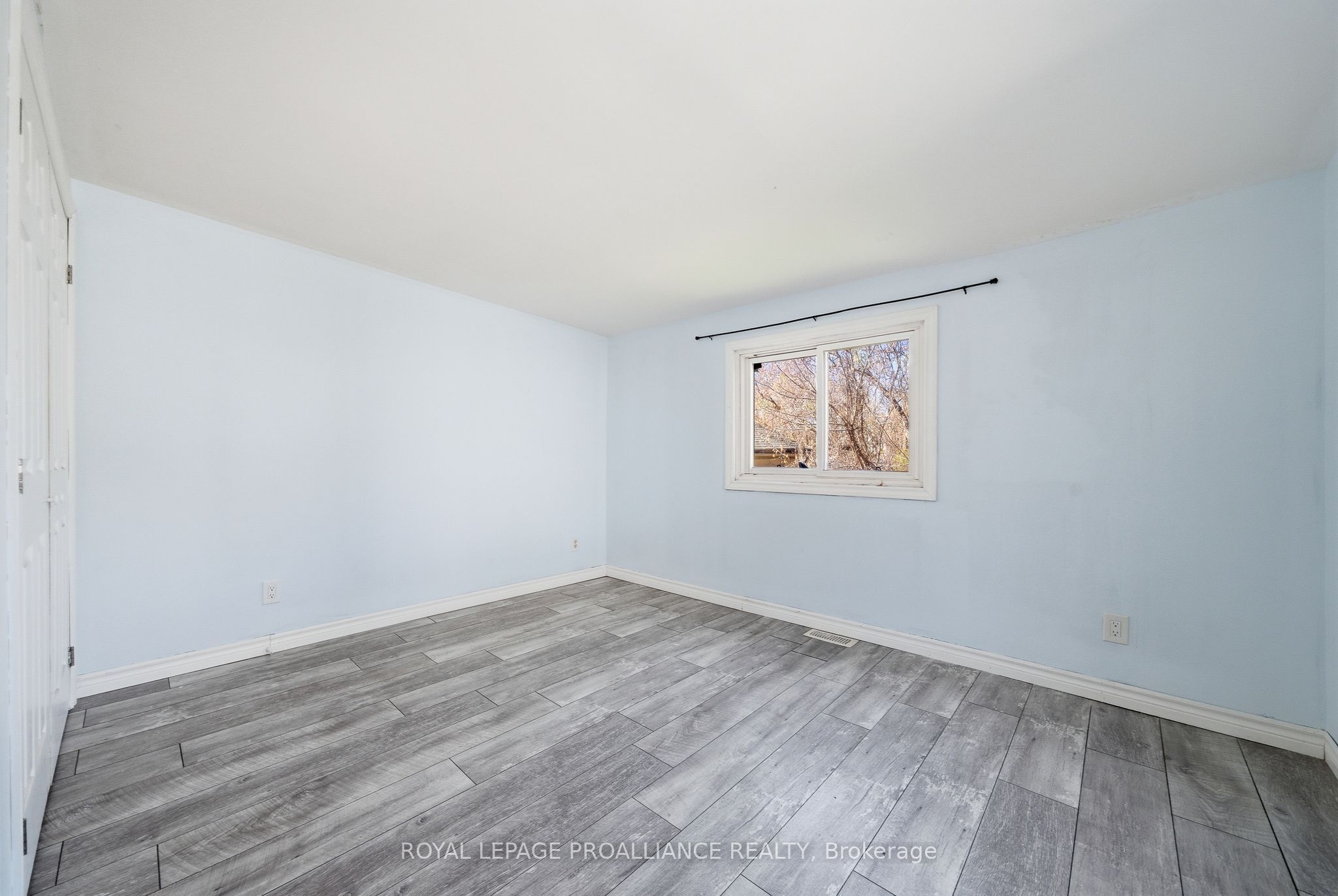 38 Oak Street Property Photo 18