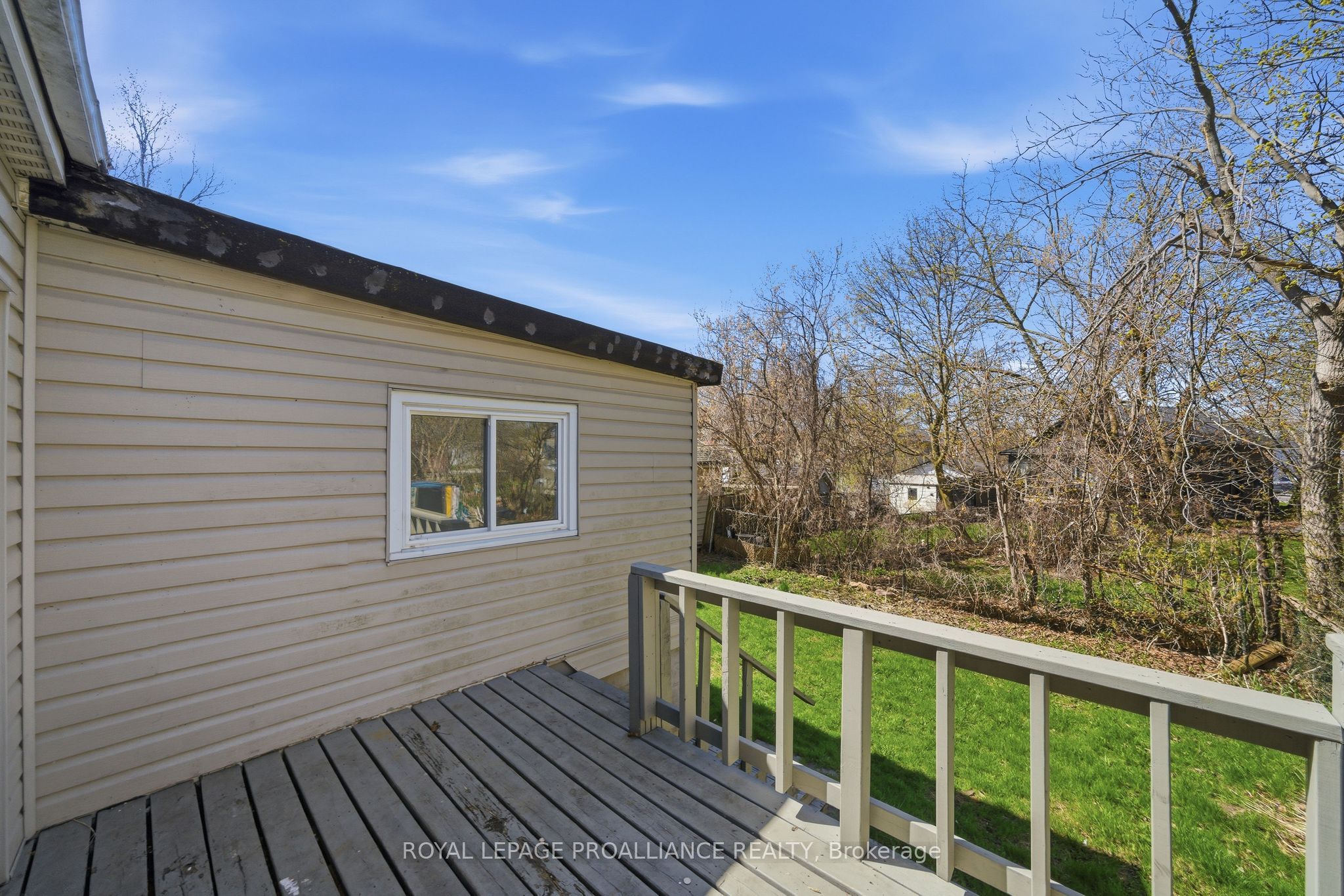 38 Oak Street Property Photo 30