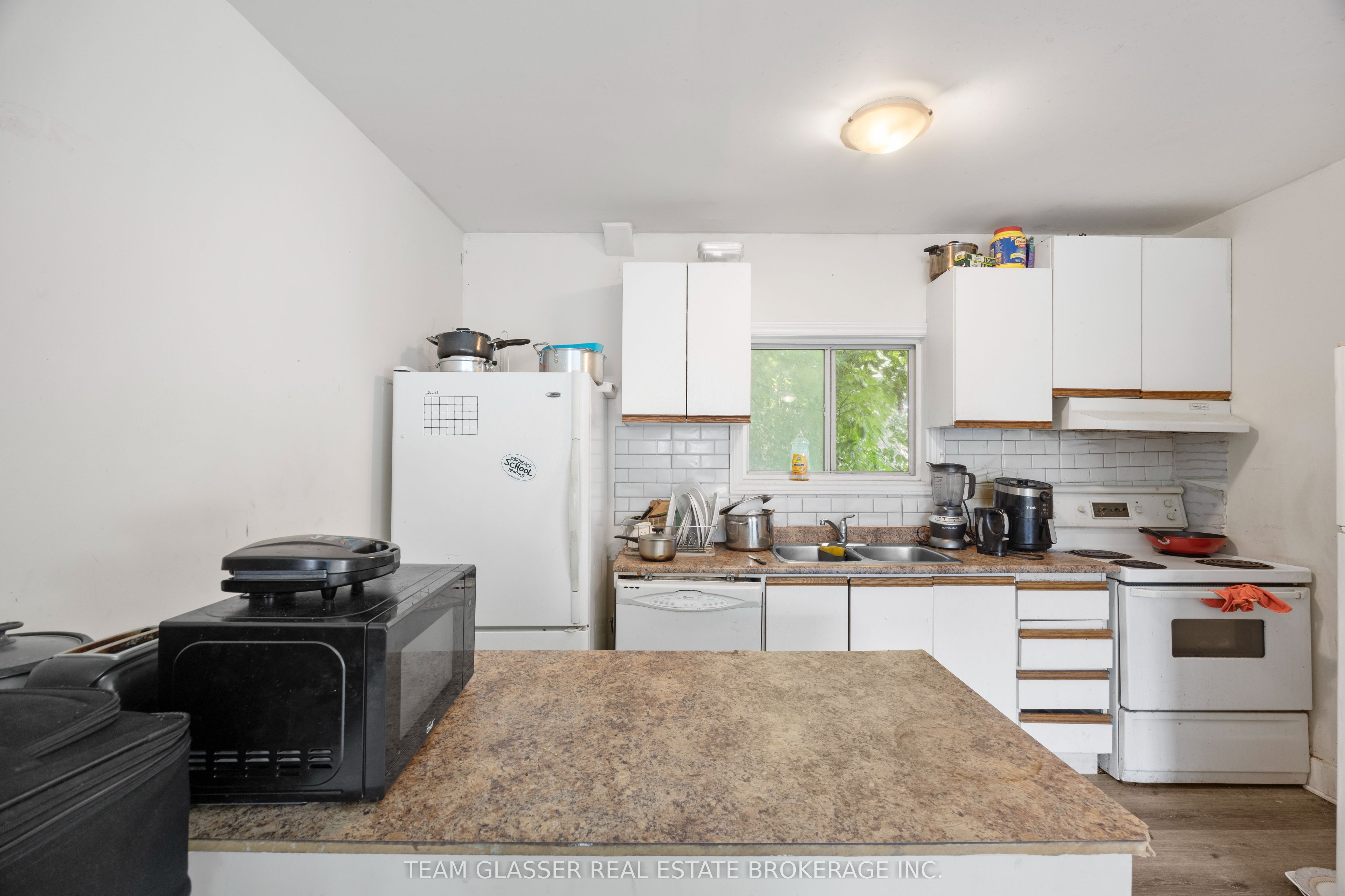 434 Second Street Property Photo 9