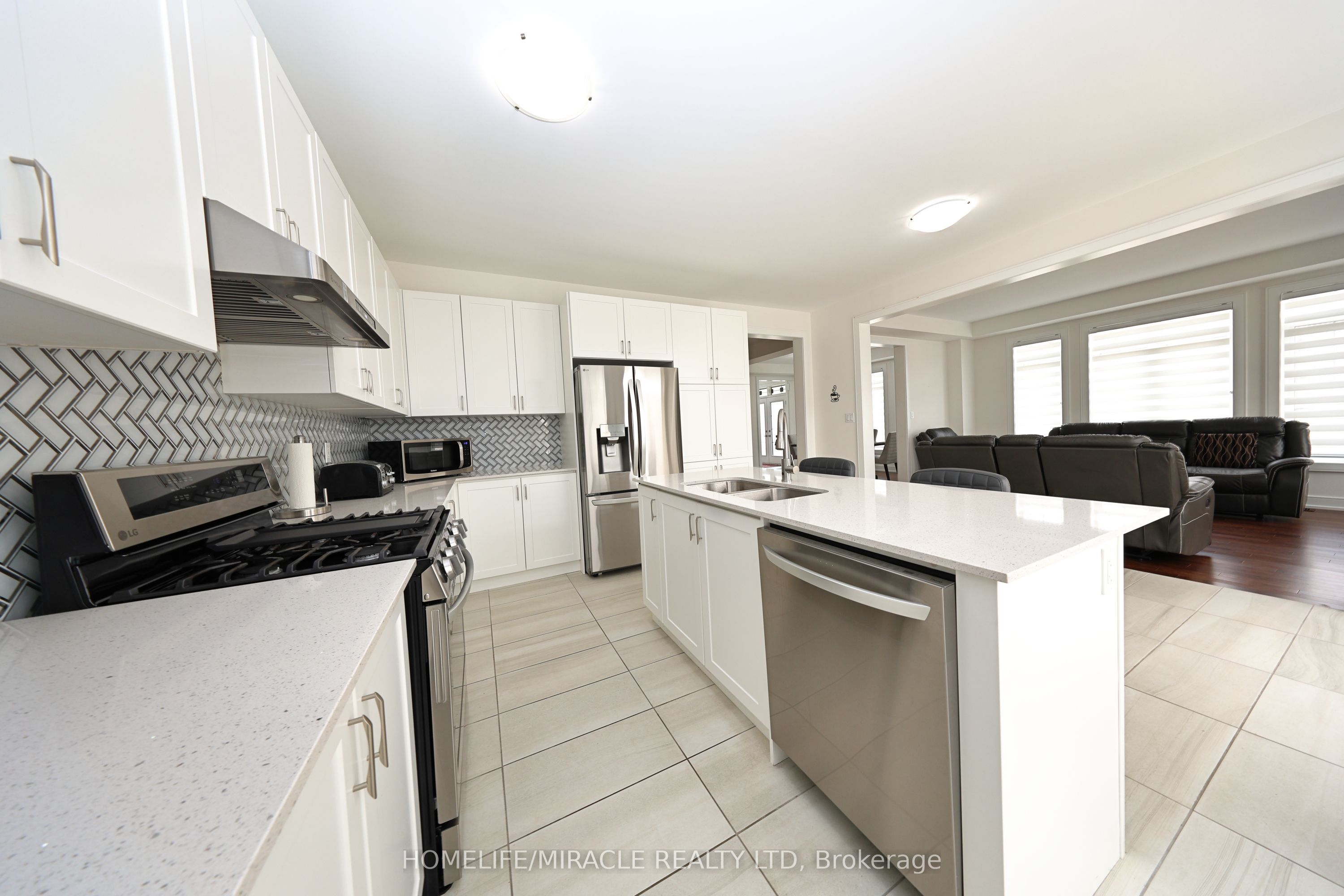 42 Ferguson Street Property Photo 15