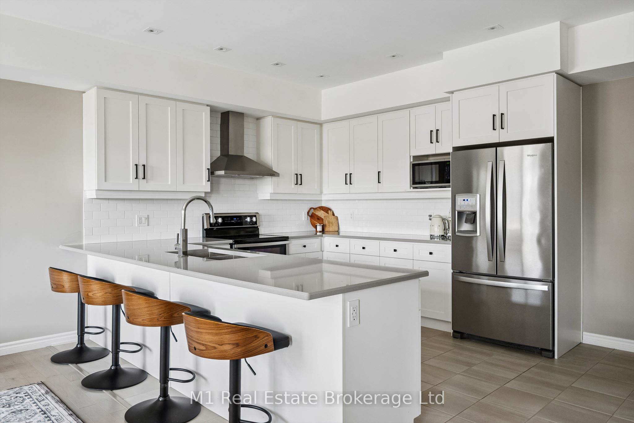 107 Westra Drive 17 Property Photo 13