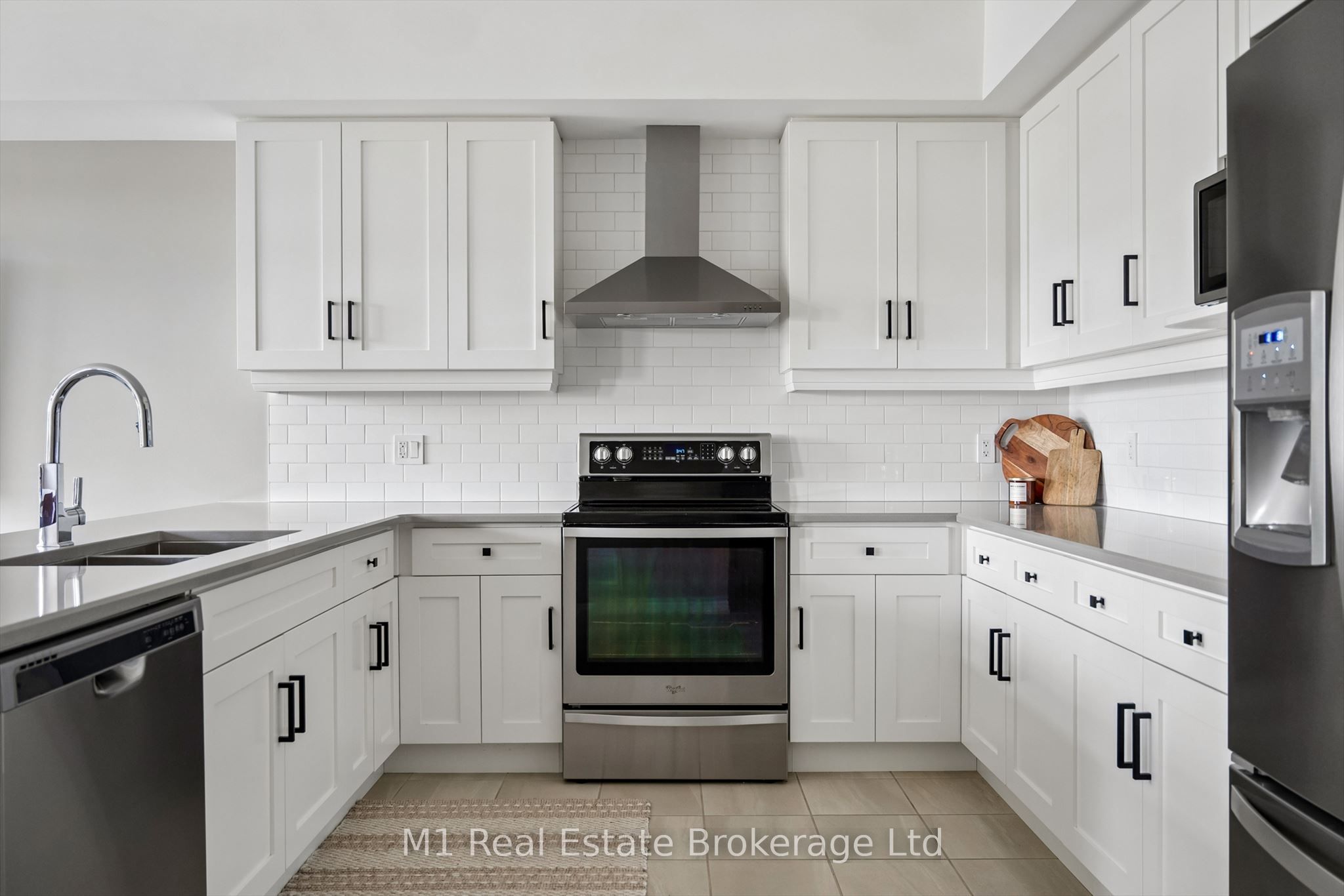 107 Westra Drive 17 Property Photo 15