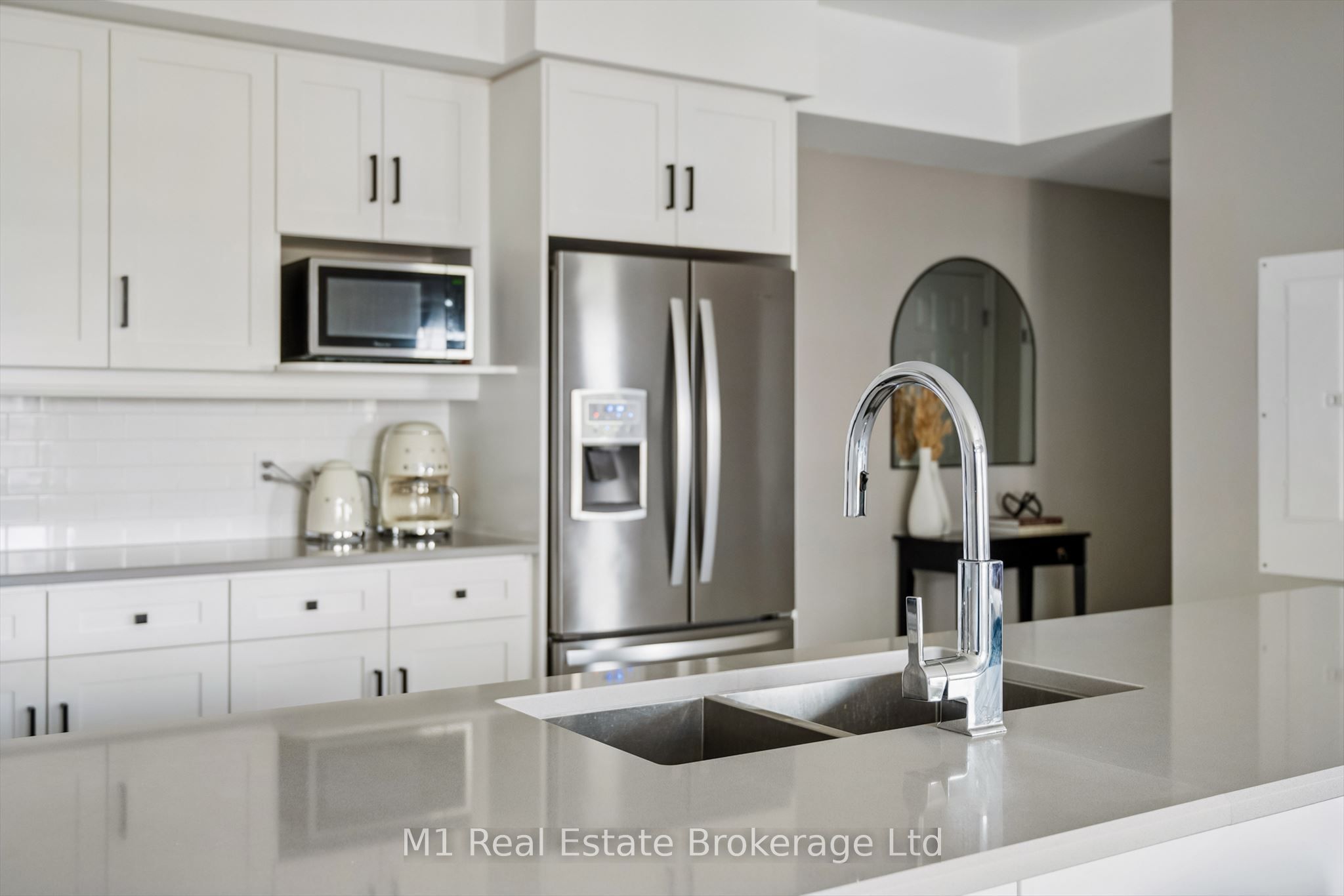 107 Westra Drive 17 Property Photo 17