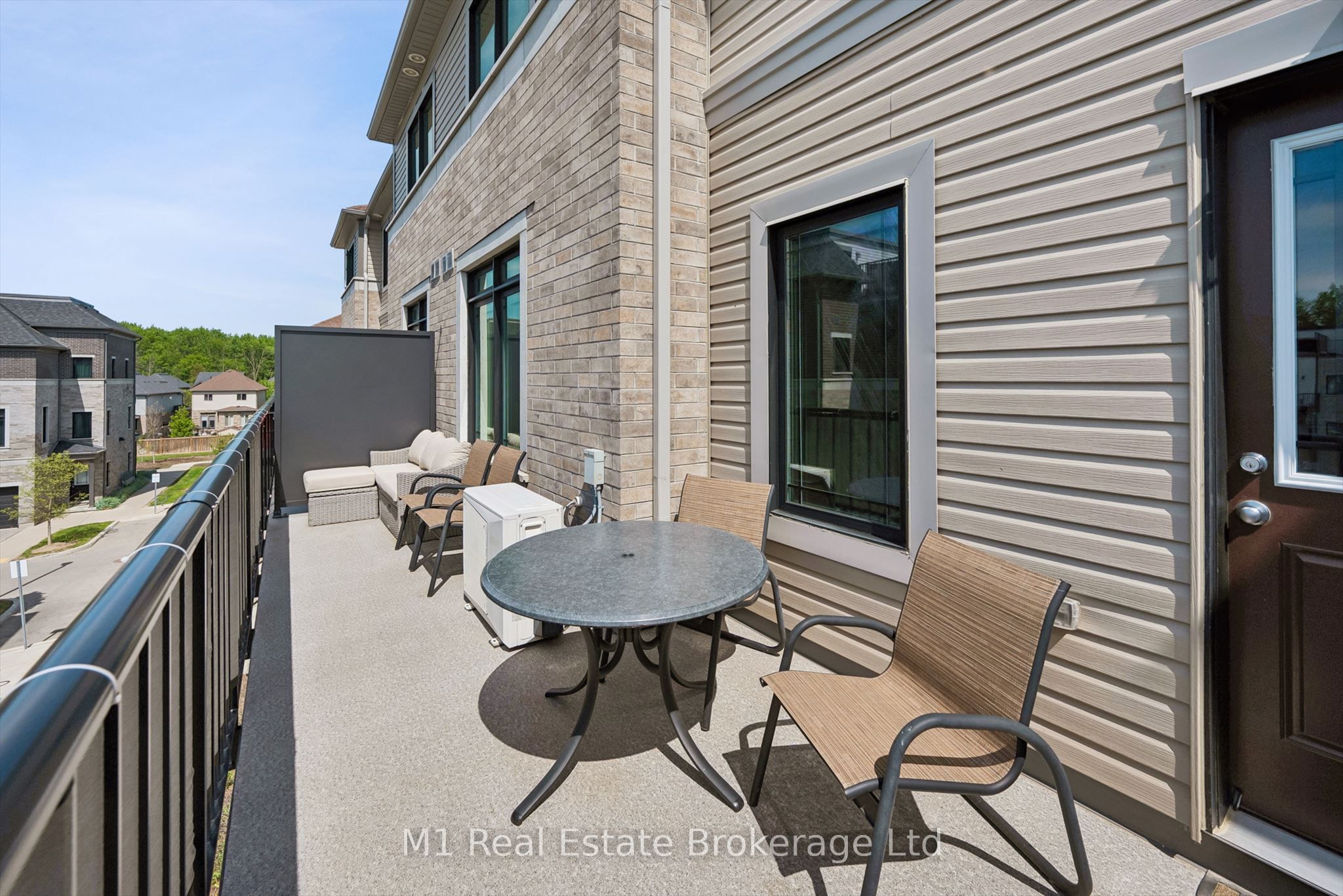 107 Westra Drive 17 Property Photo 37