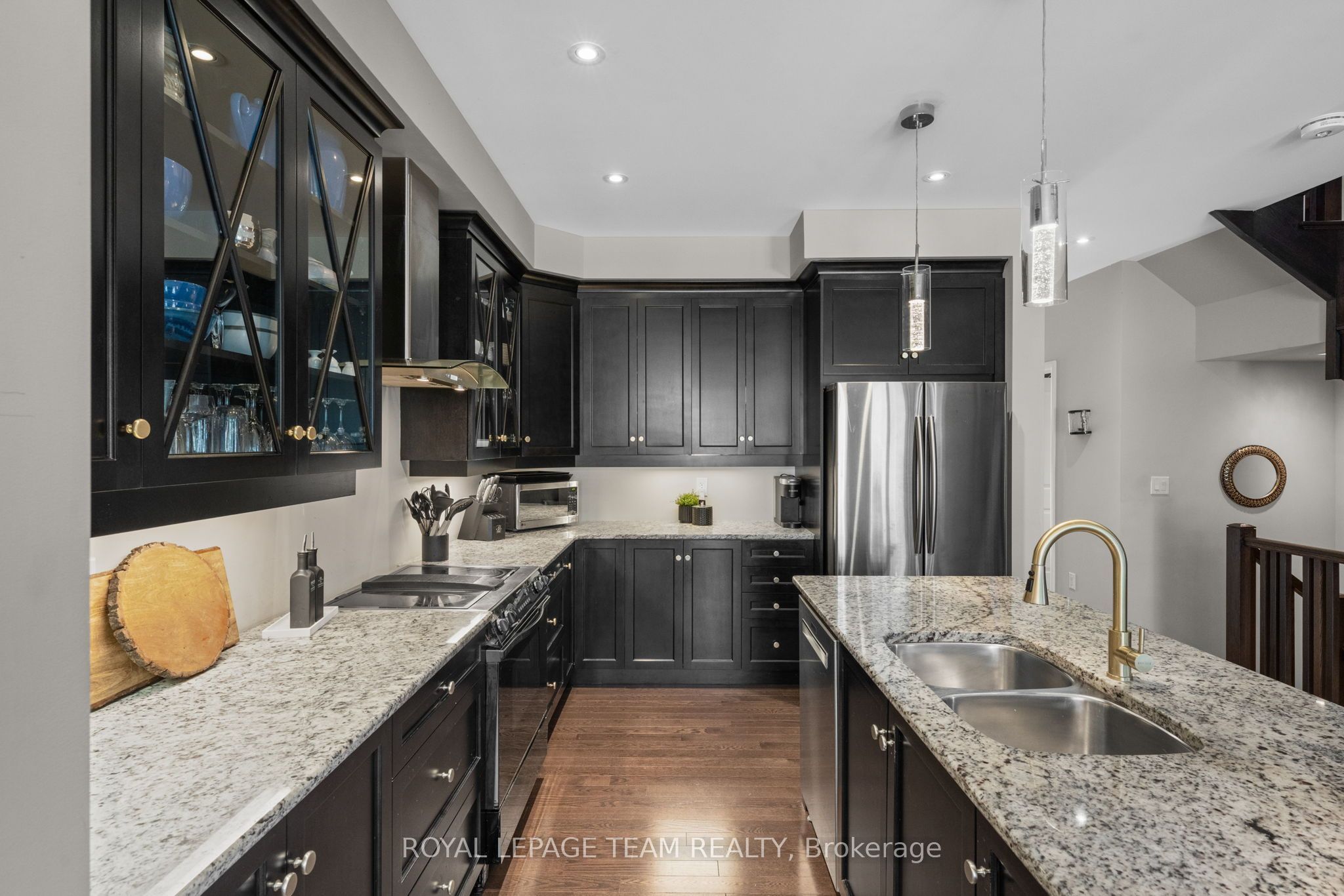 547 Kilspindie Ridge Property Photo 8