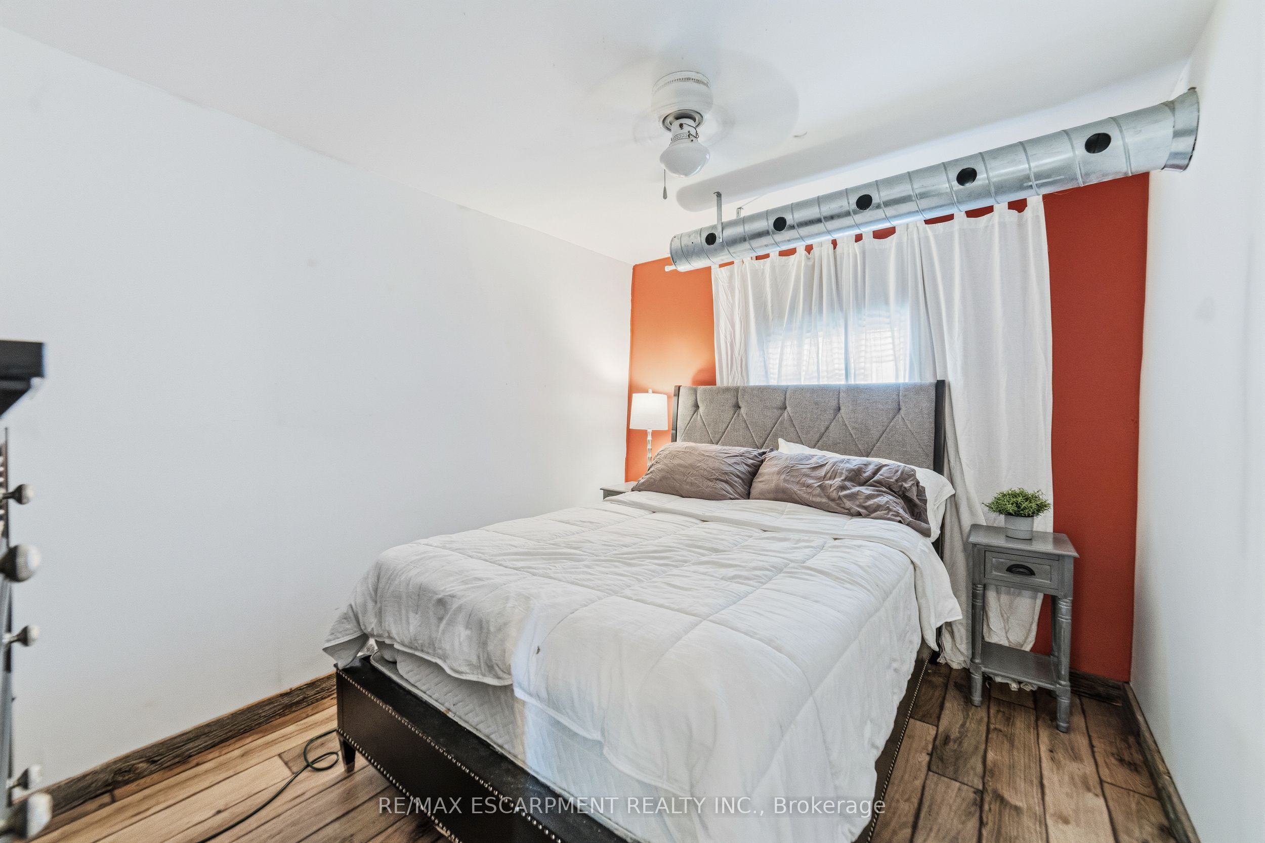 2 Fagan Street Property Photo 16