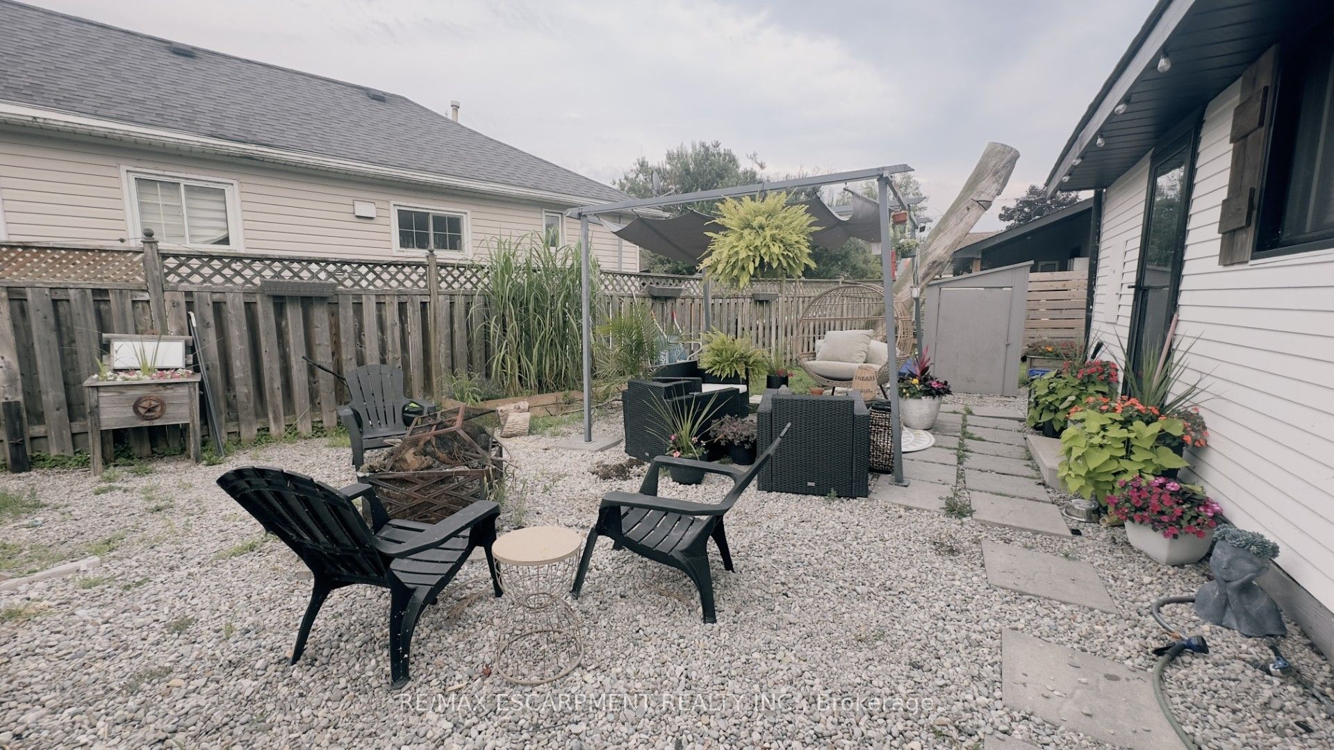 2 Fagan Street Property Photo 28
