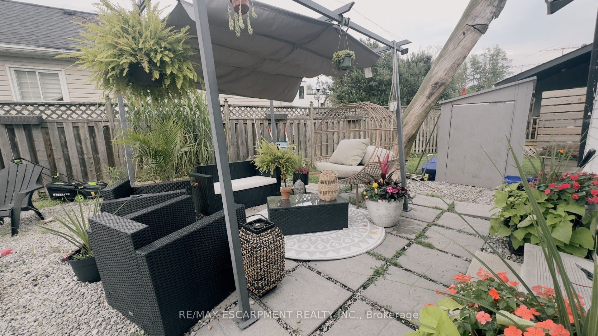 2 Fagan Street Property Photo 29