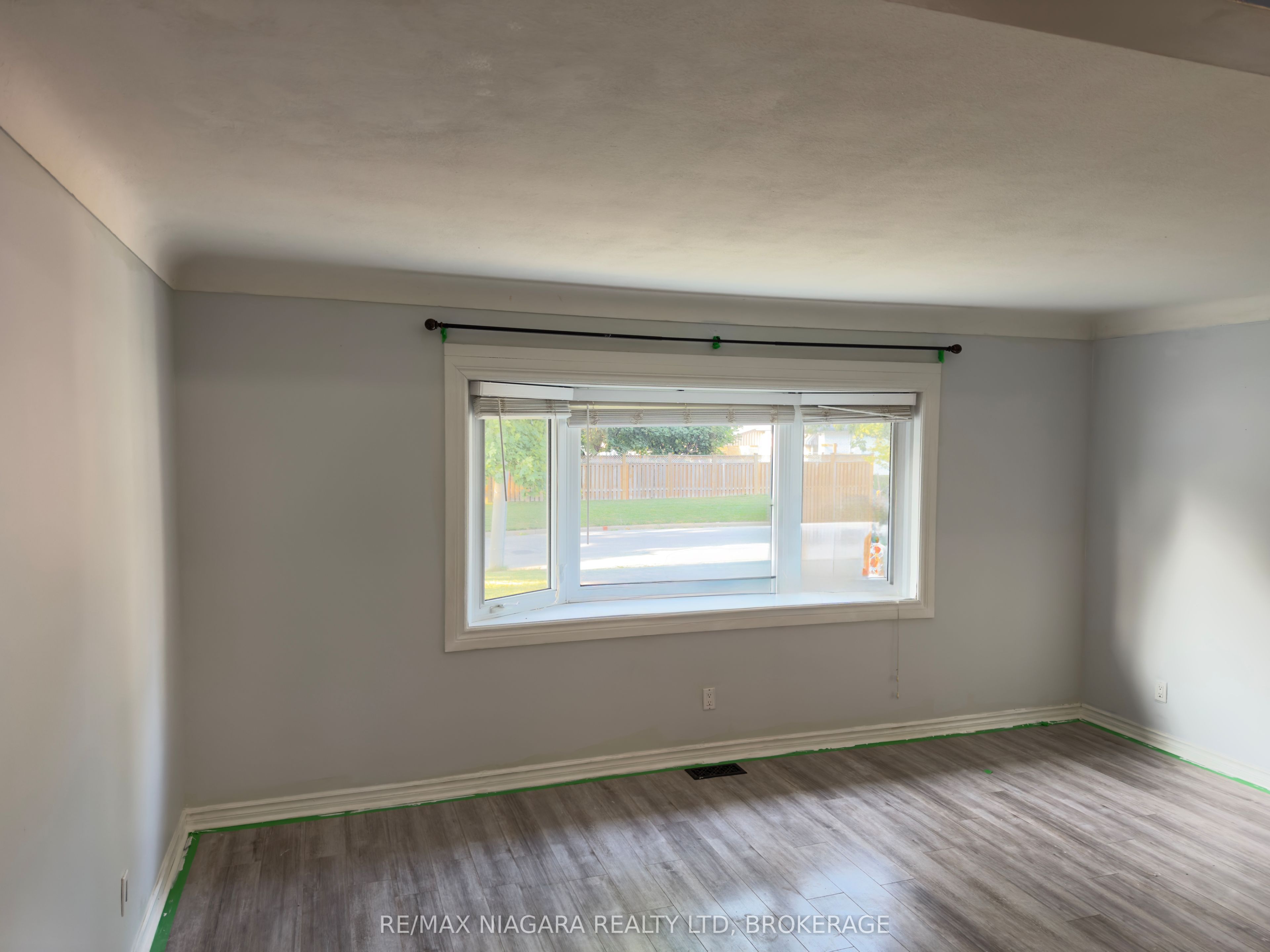 8 Lakehurst Drive Property Photo 5