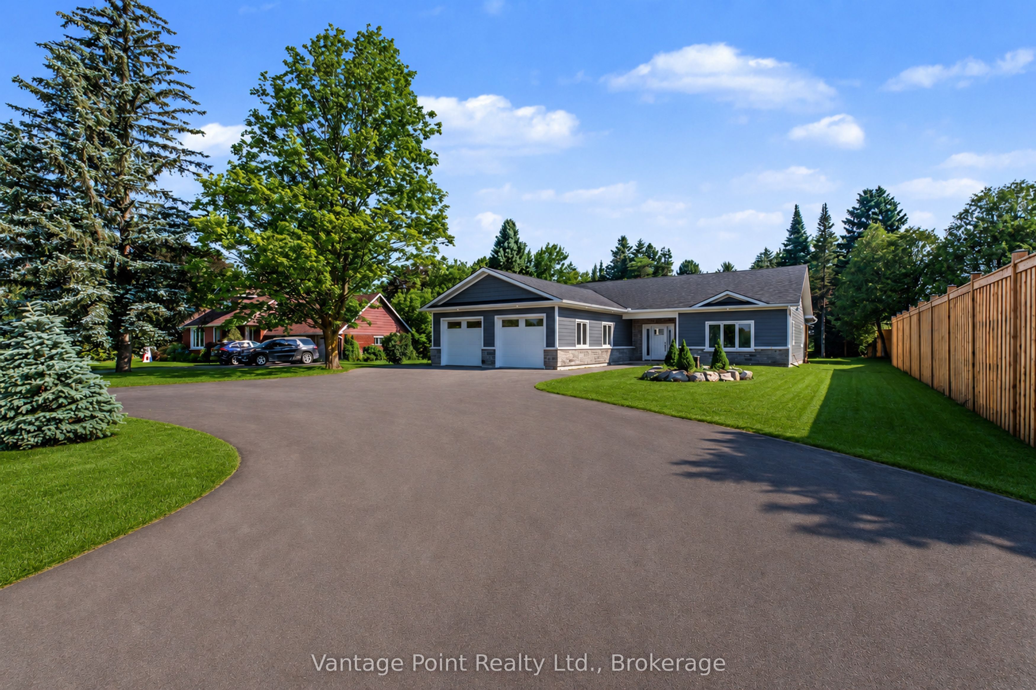 107 Toronto Road Property Photo 1