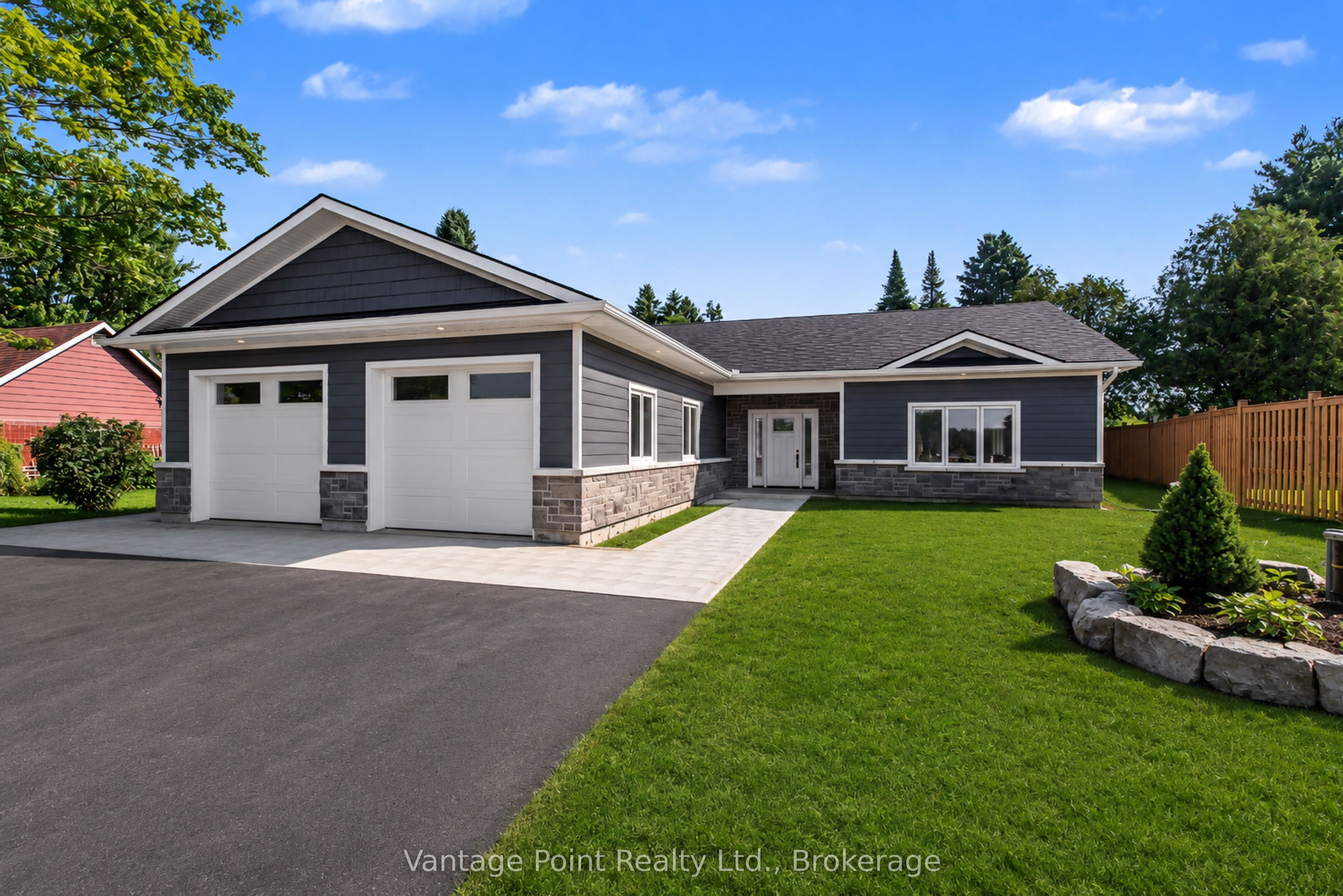 107 Toronto Road Property Photo 4