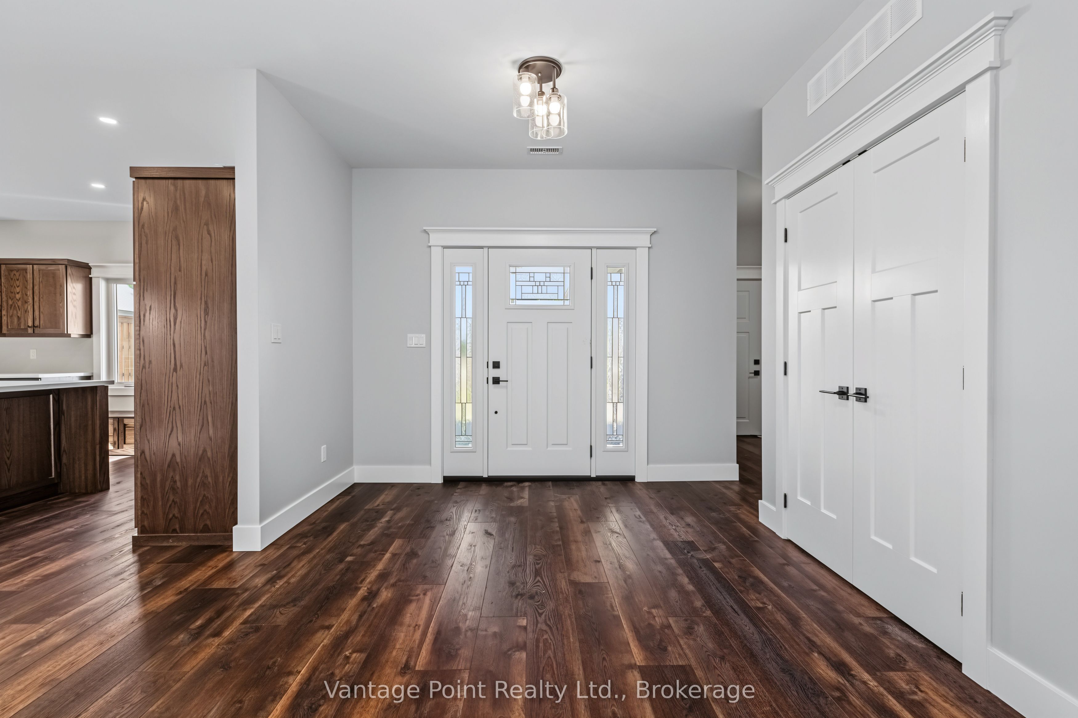 107 Toronto Road Property Photo 8