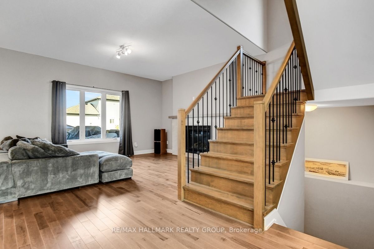 609 Misty Street Property Photo 4