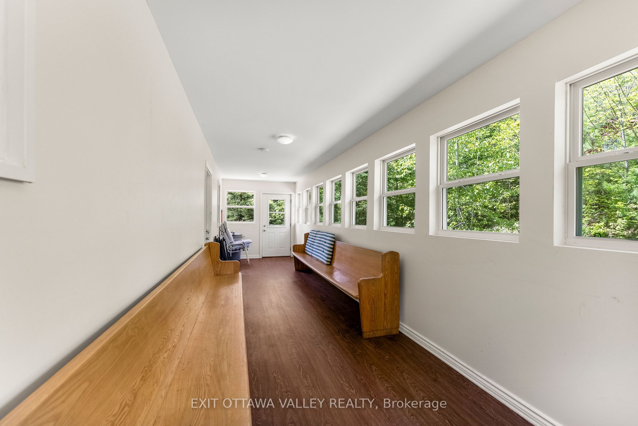 28084 Highway 41 Property Photo 21