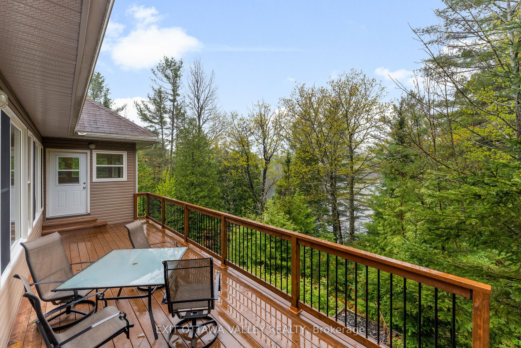 28084 Highway 41 Property Photo 22