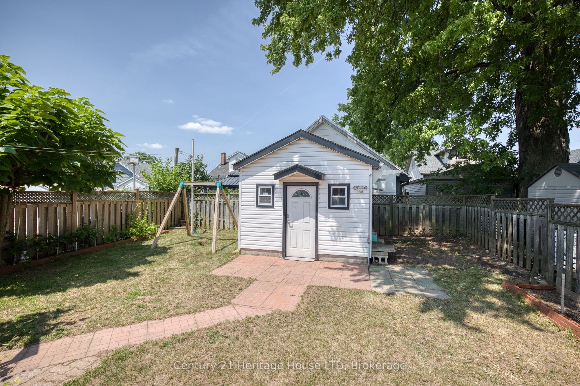 6477 Barker Street Property Photo 35