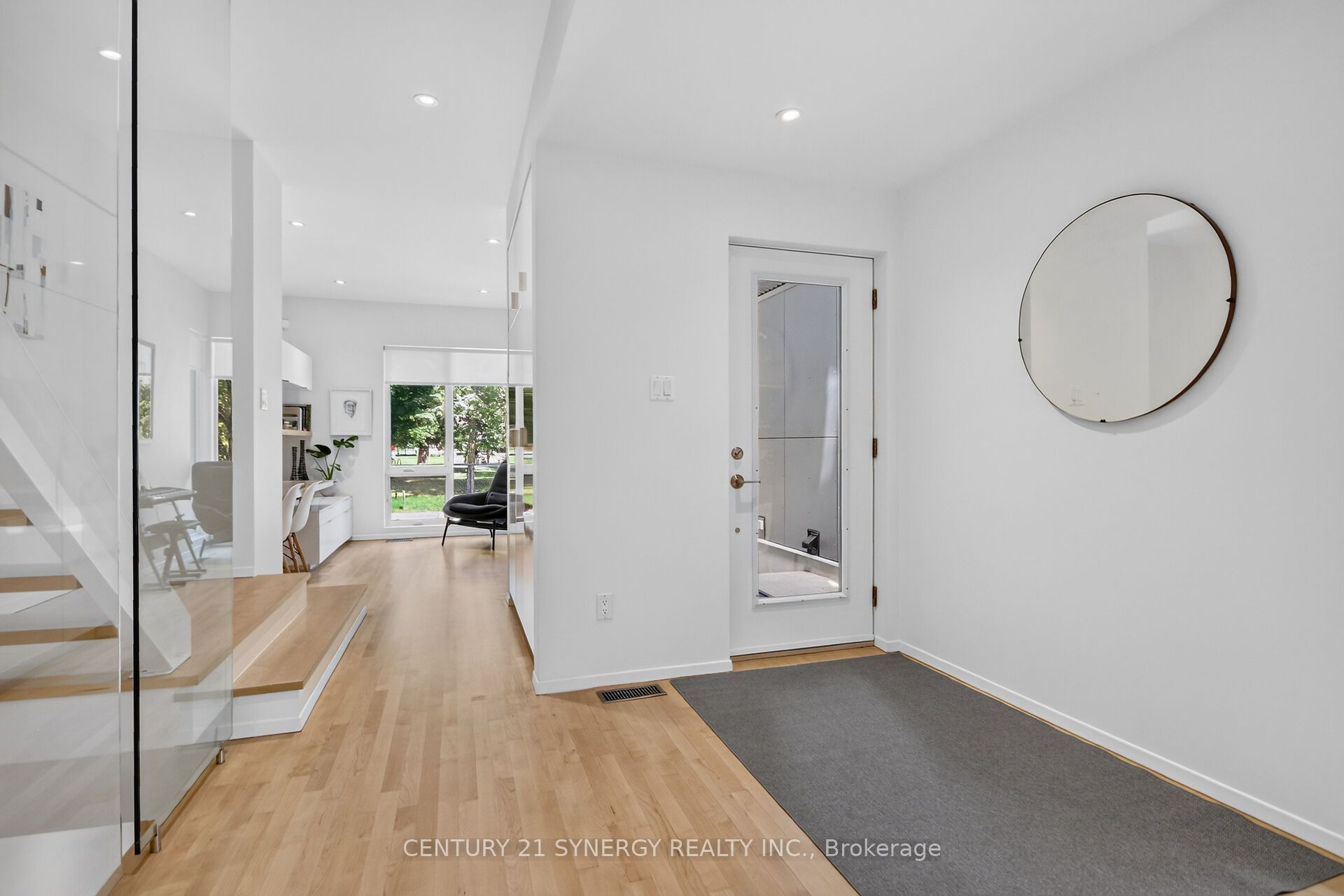 24 Stonehurst Avenue Property Photo 5