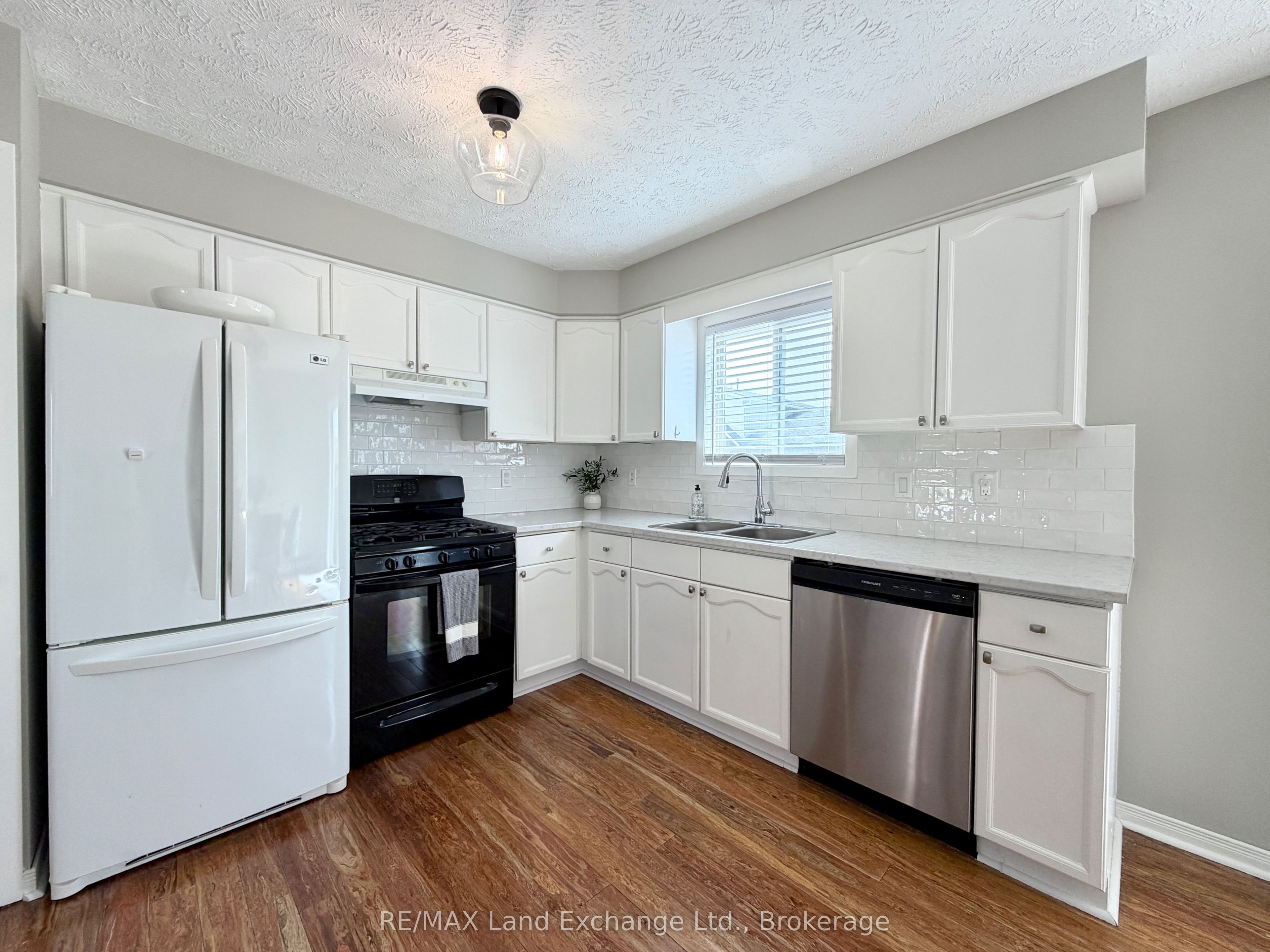 375 Lansdowne Street Property Photo 6