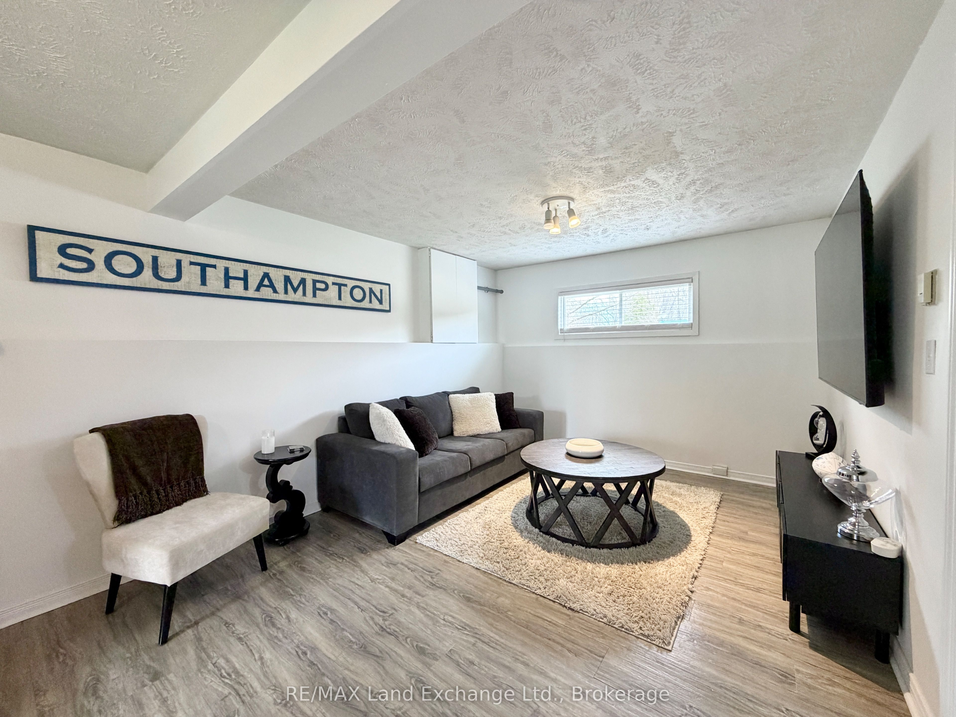 375 Lansdowne Street Property Photo 17