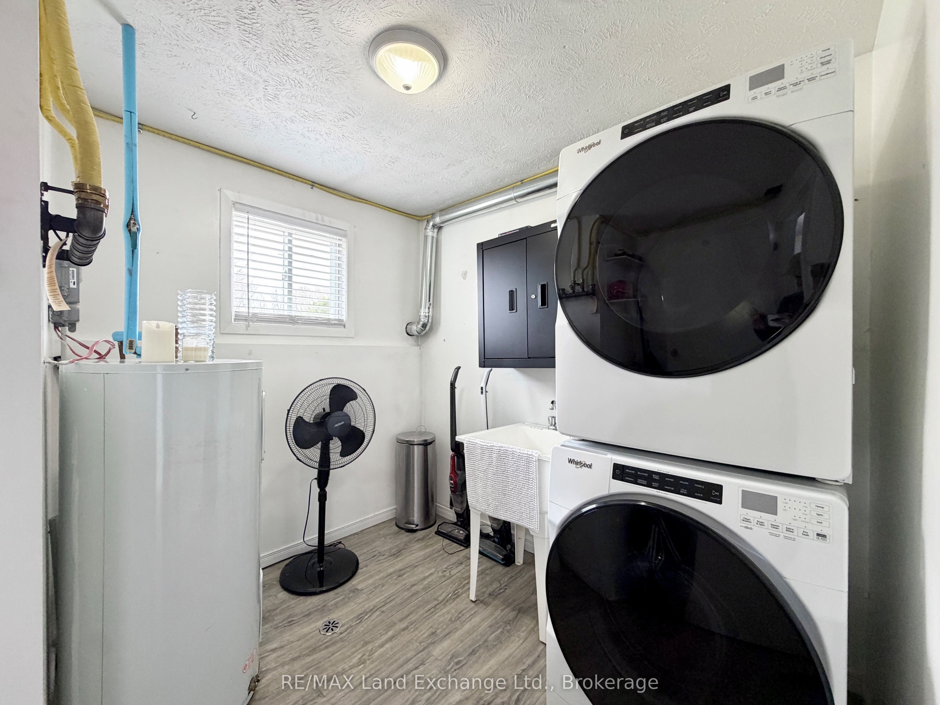 375 Lansdowne Street Property Photo 22