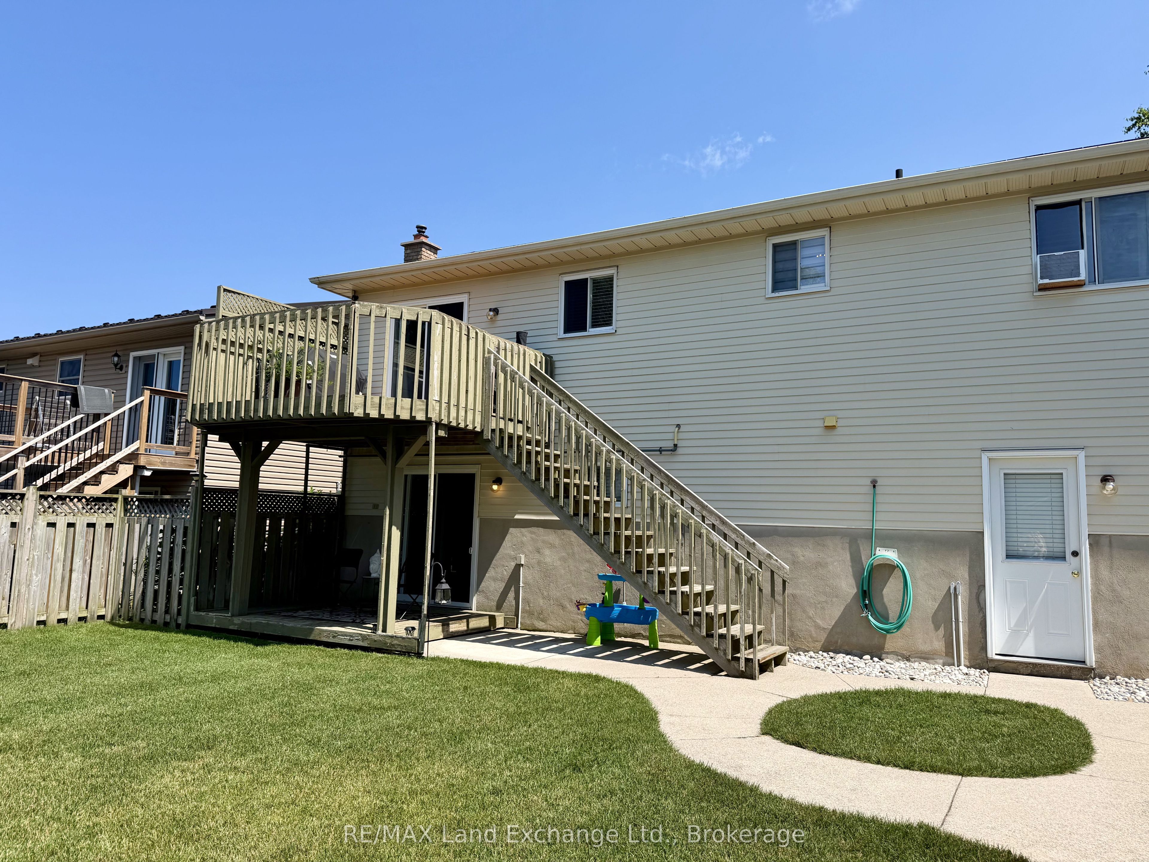 375 Lansdowne Street Property Photo 23