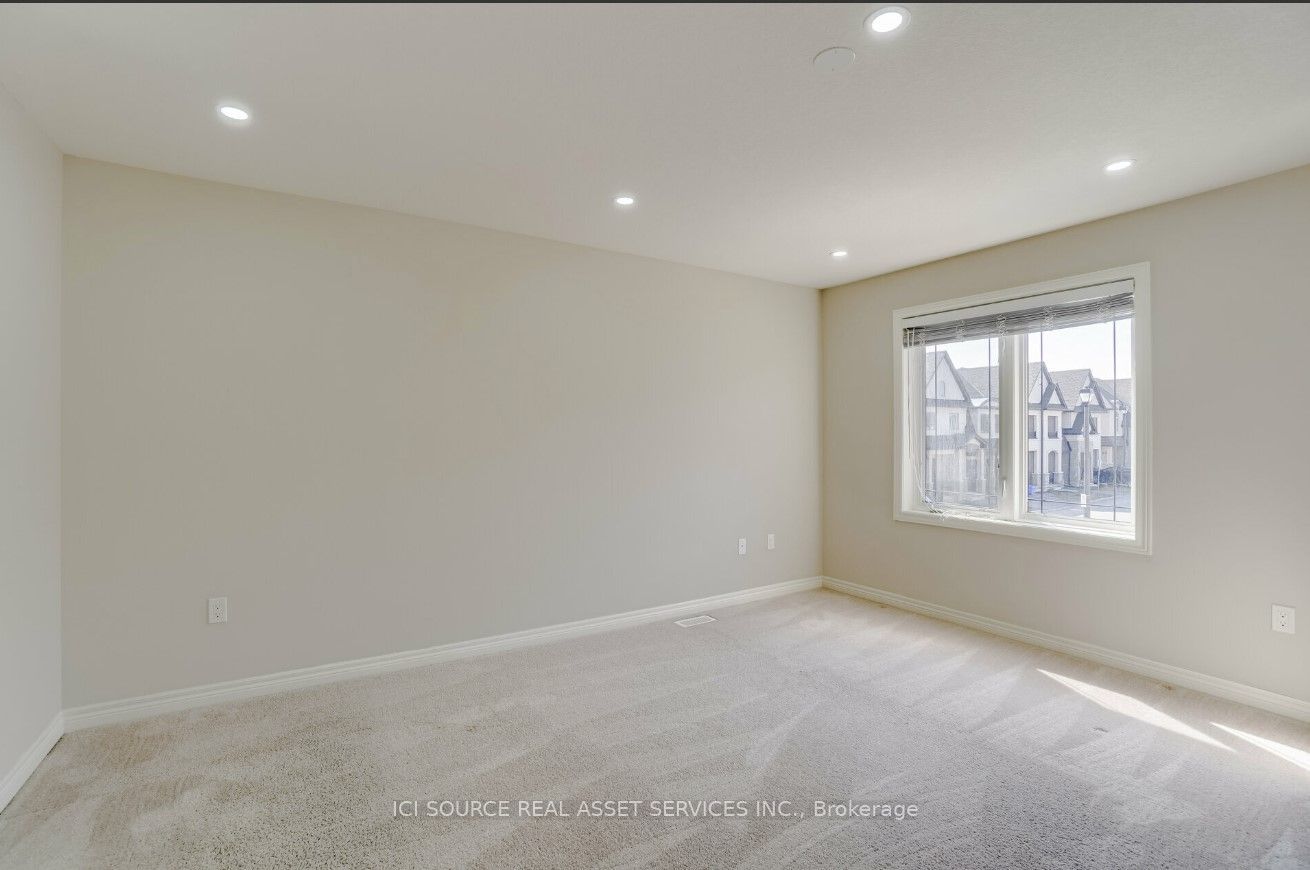 93 Sonoma Valley Crescent Property Photo 9