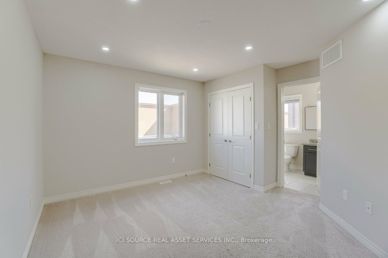 93 Sonoma Valley Crescent Property Photo 15