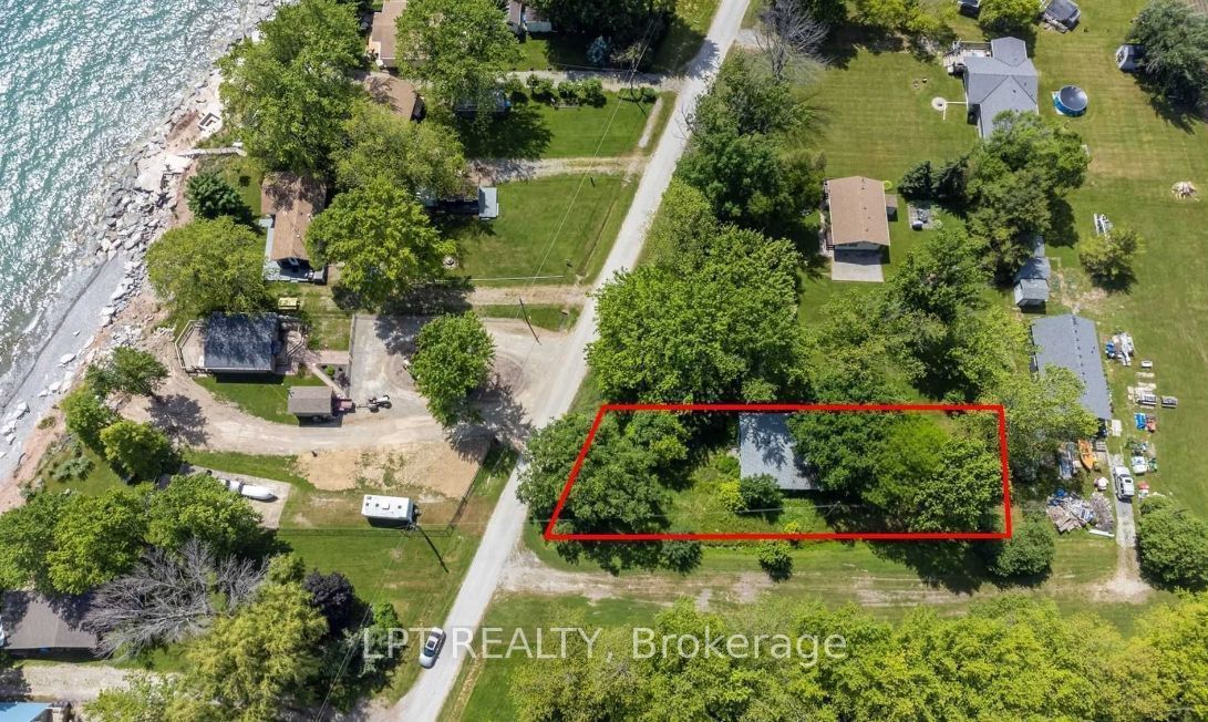 28 Derner Line Property Photo 1