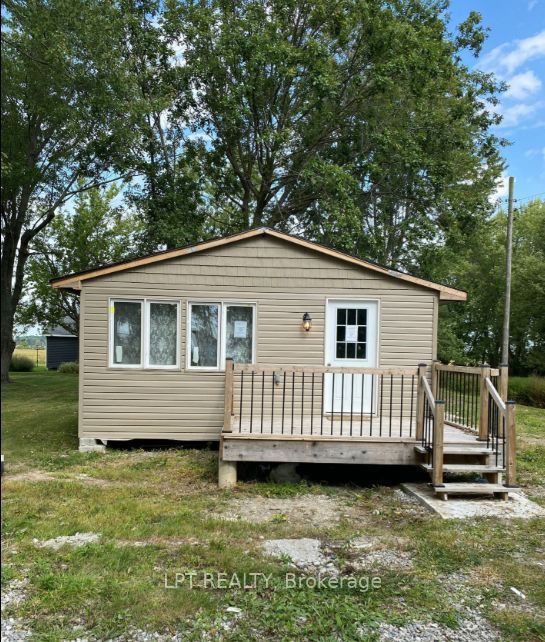 28 Derner Line Property Photo 3