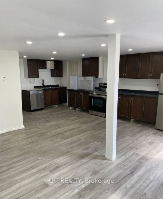 28 Derner Line Property Photo 5