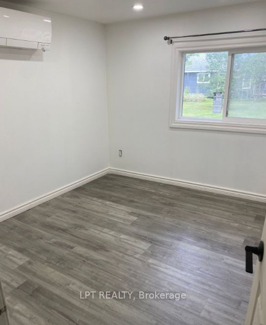 28 Derner Line Property Photo 8