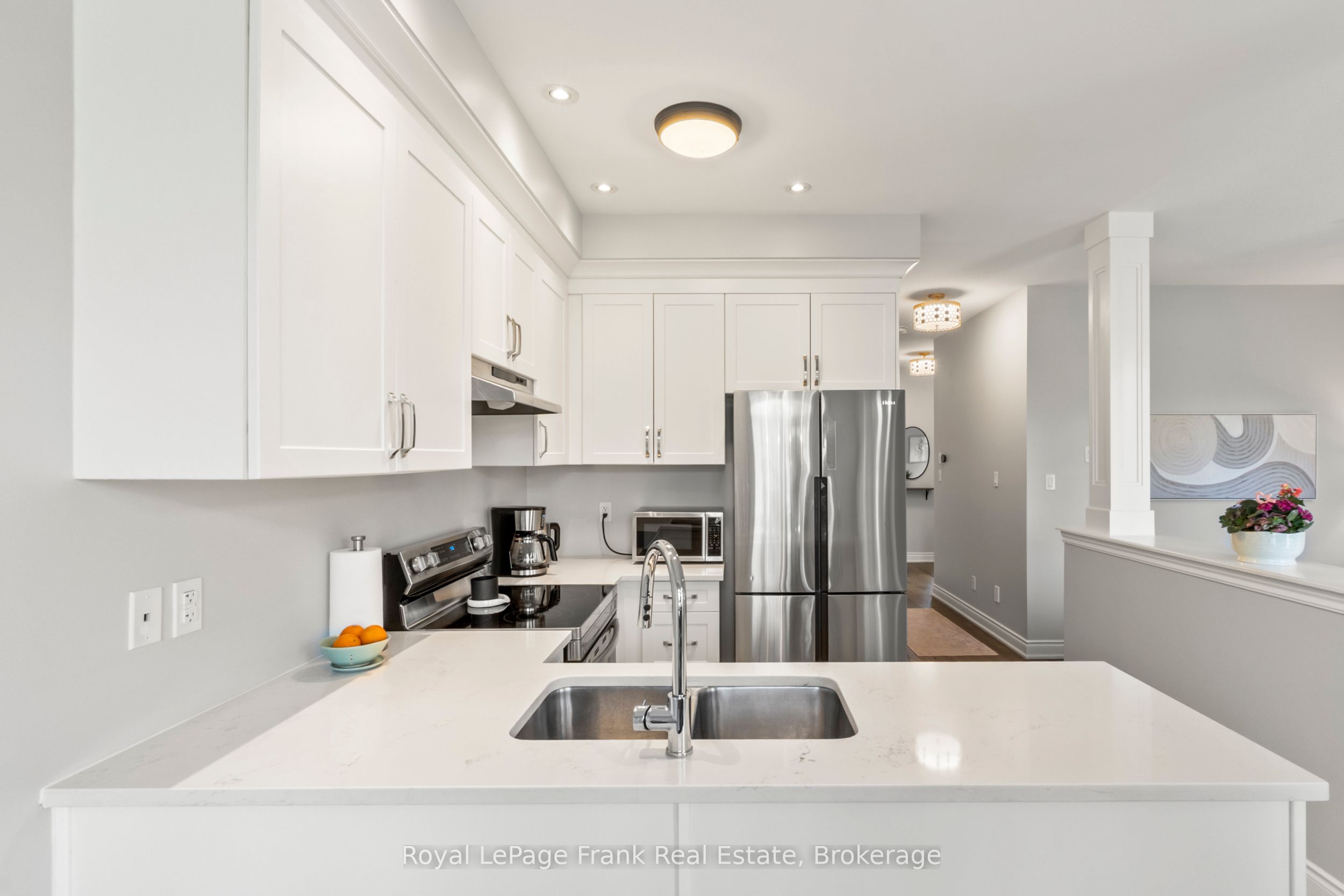 12 Coldbrook Drive Property Photo 6