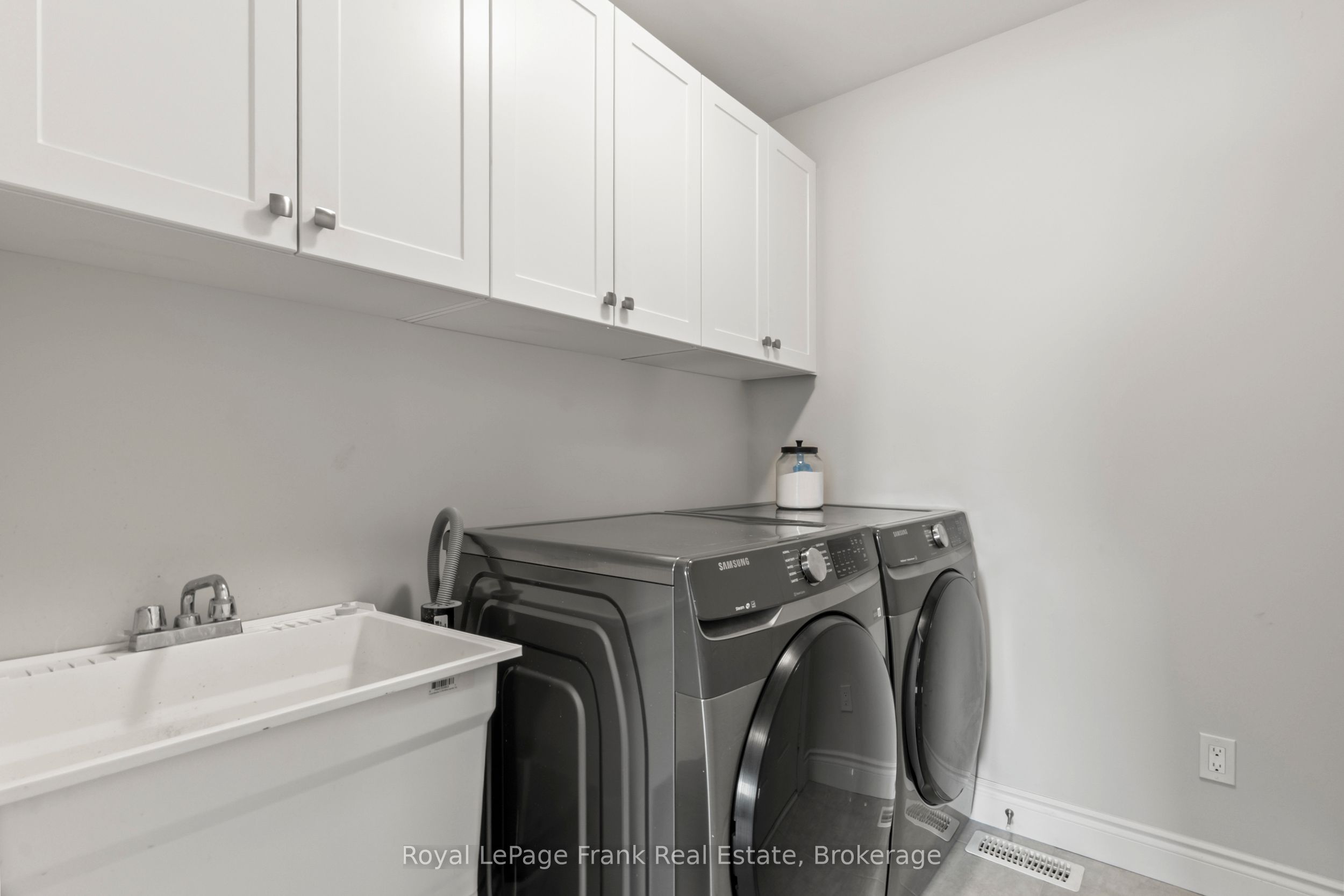 12 Coldbrook Drive Property Photo 14
