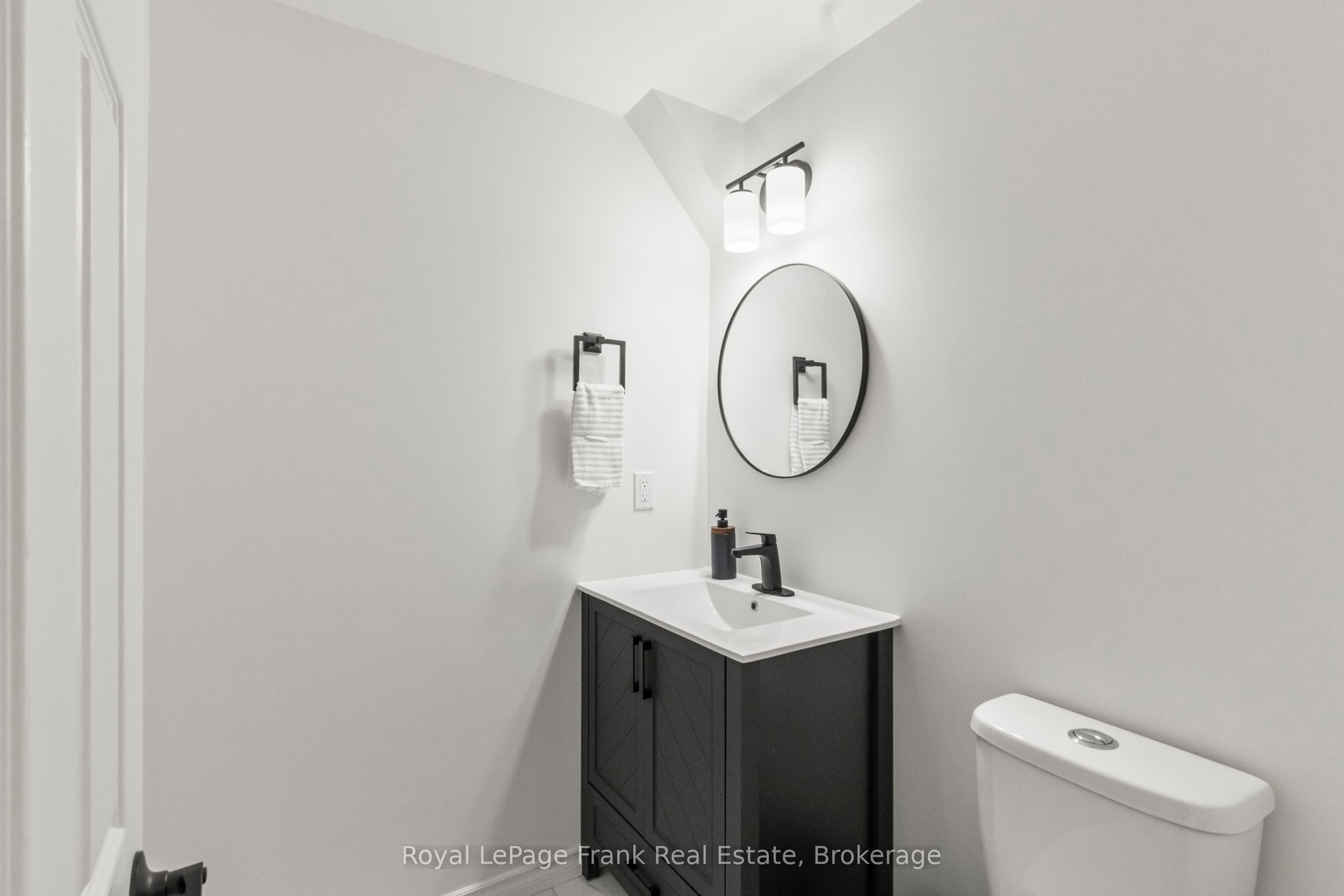 12 Coldbrook Drive Property Photo 22