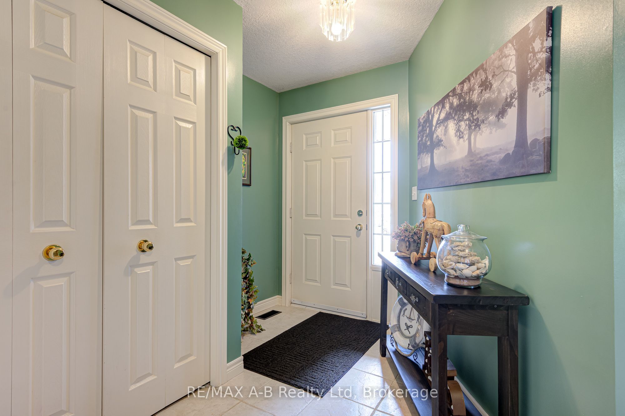 521 Nelson Street Property Photo 6