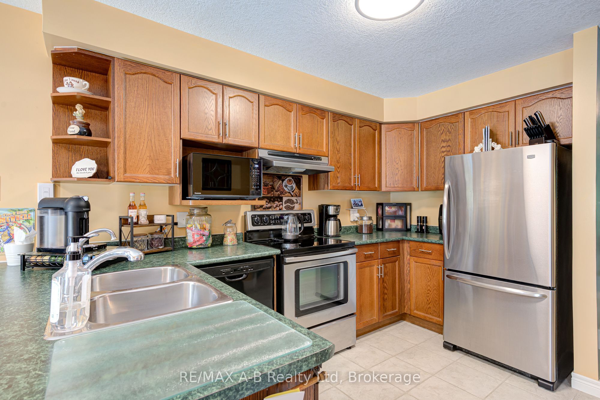 521 Nelson Street Property Photo 13