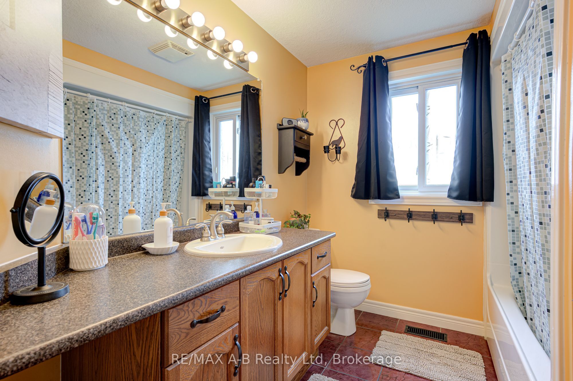 521 Nelson Street Property Photo 26