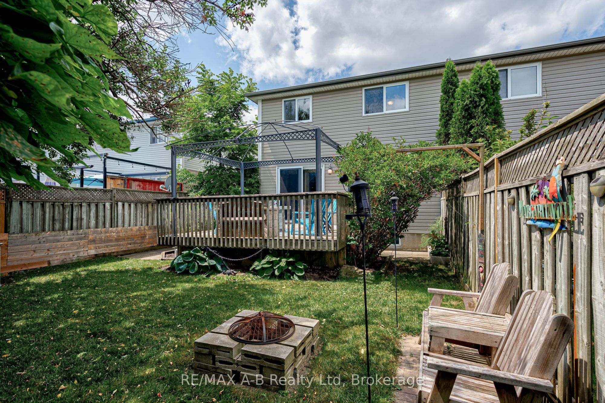 521 Nelson Street Property Photo 43