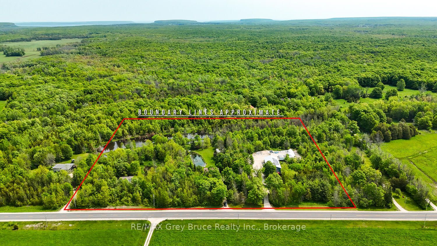 1033 Bruce Road 9 Property Photo 6